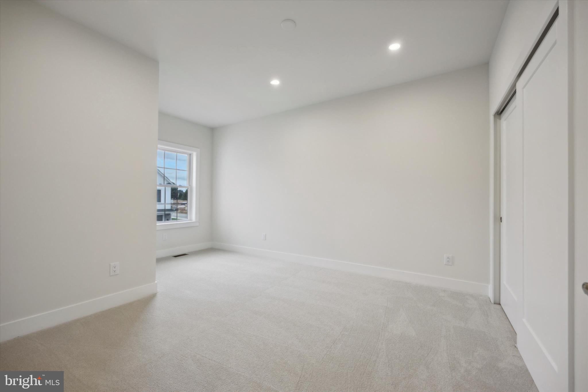 BARCLAY HILL - Residential