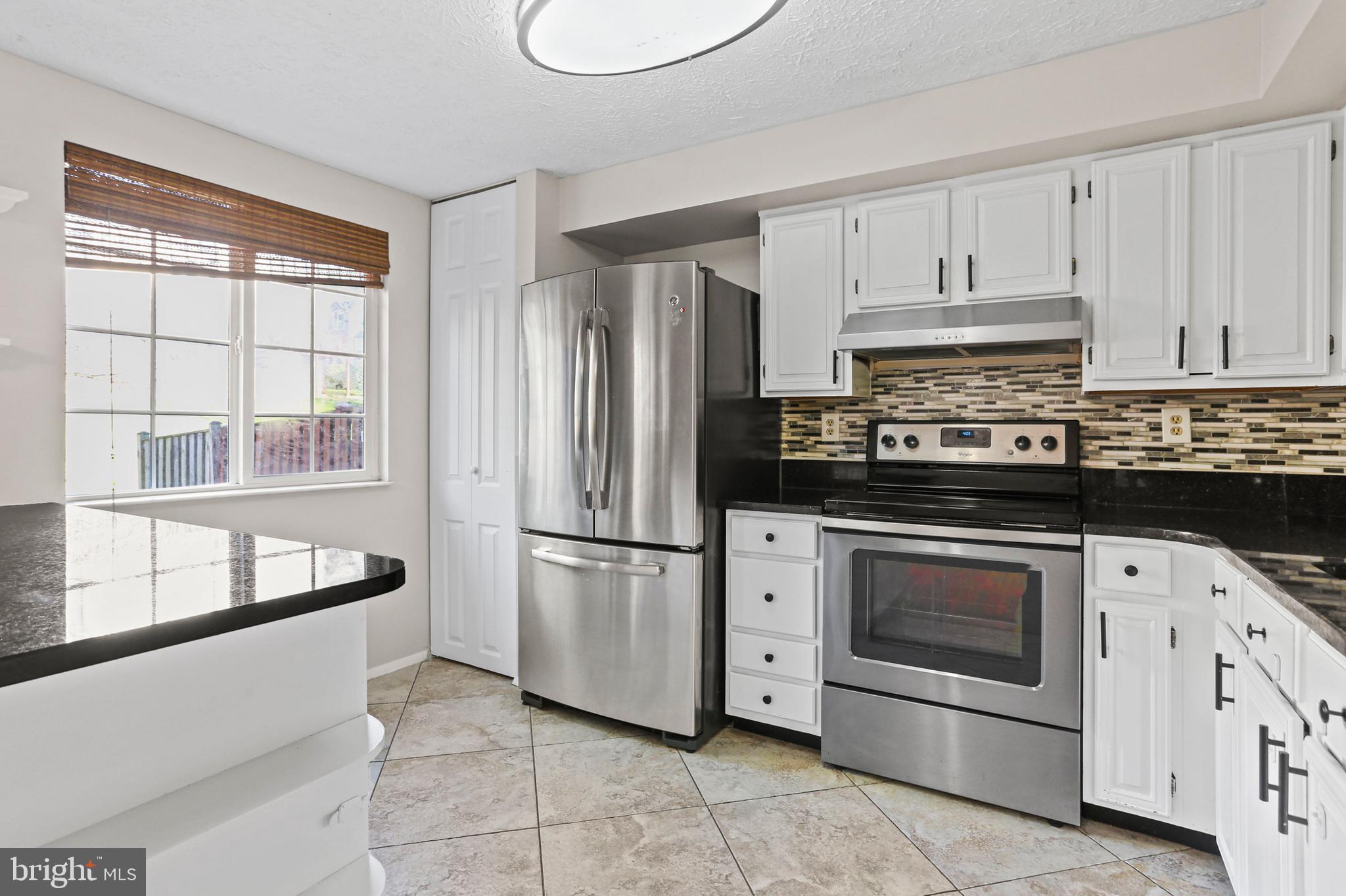 PARK OVERLOOK - Residential Lease