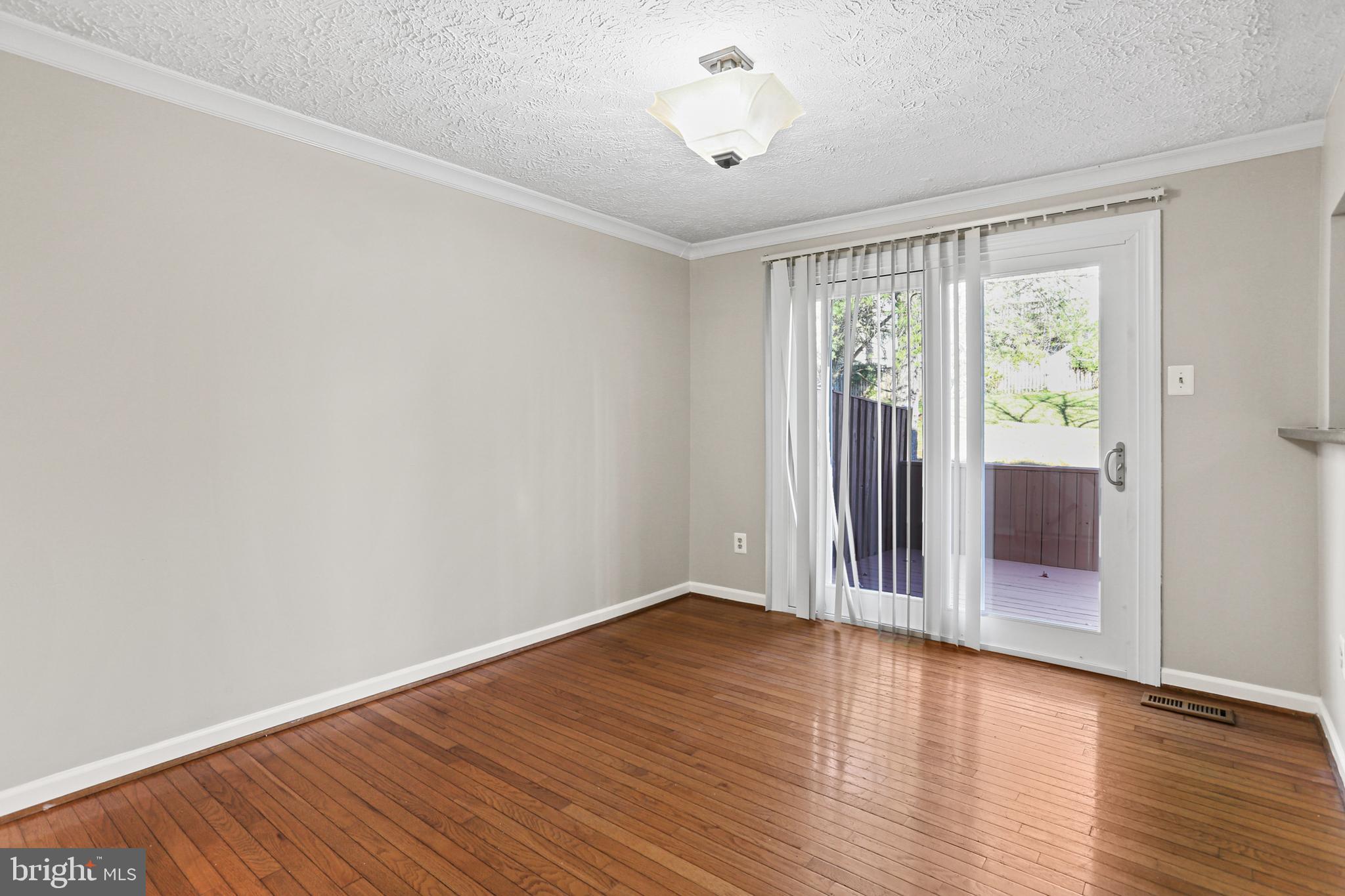 PARK OVERLOOK - Residential Lease