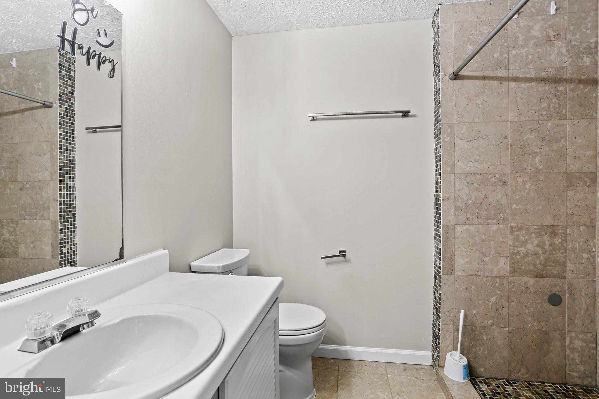 PARK OVERLOOK - Residential Lease