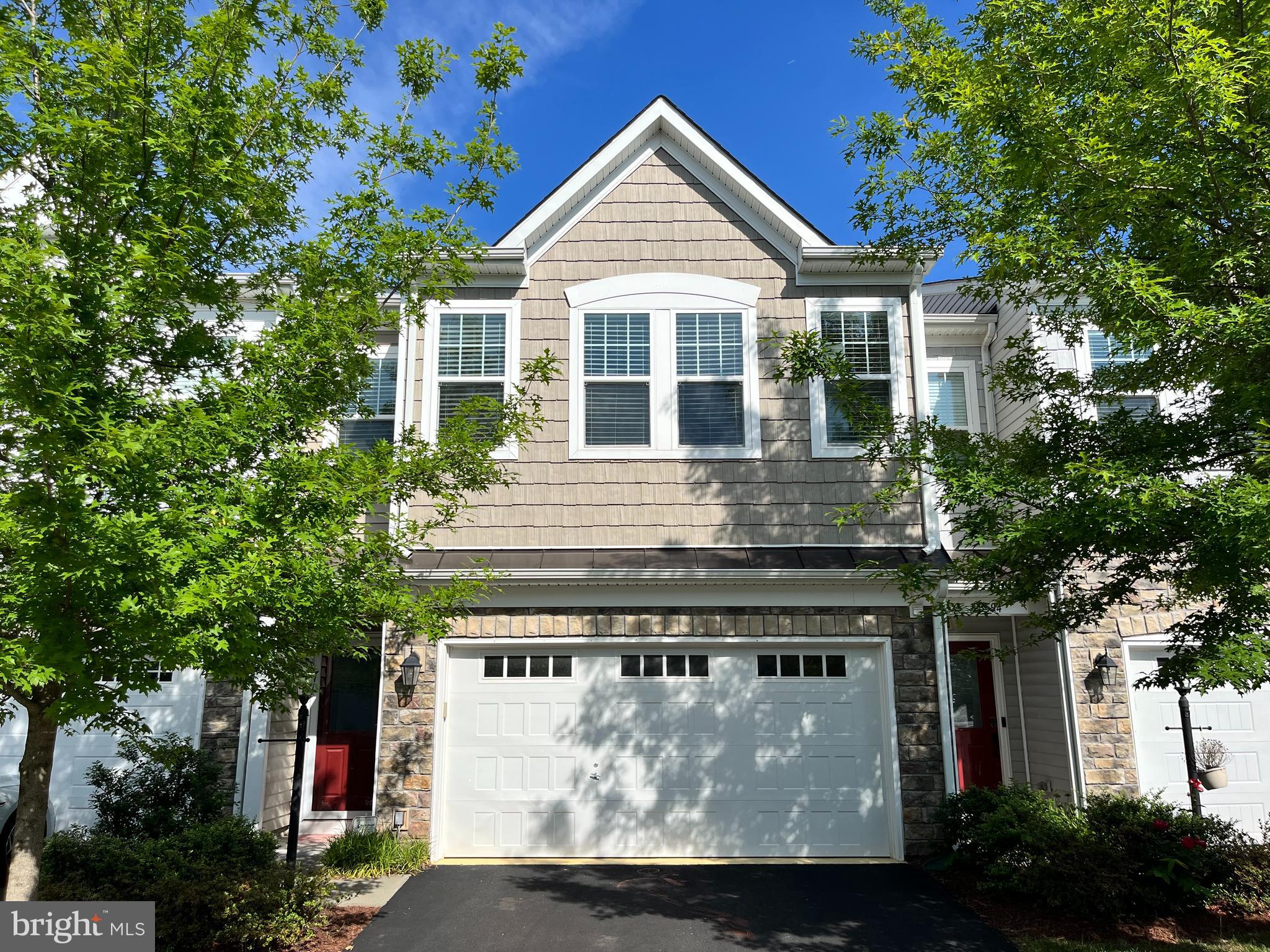 23592 KINDRED TERRACE