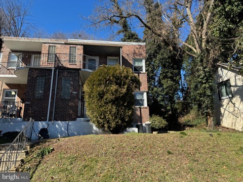 Townhouse For Rent - 6320 N 10th Street #1<br/> PHILADELPHIA, PA 19141