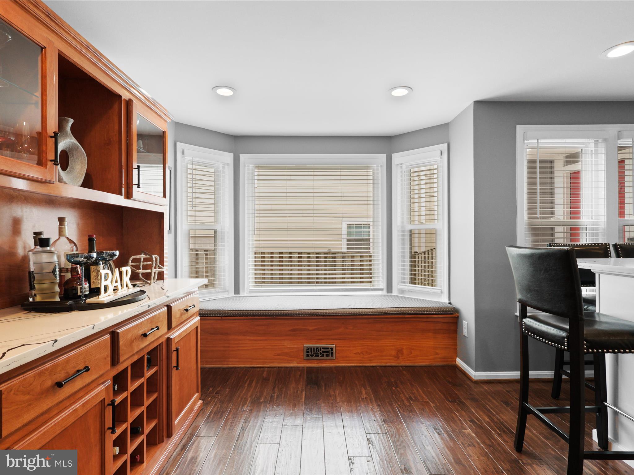 KINGSTOWNE - Residential