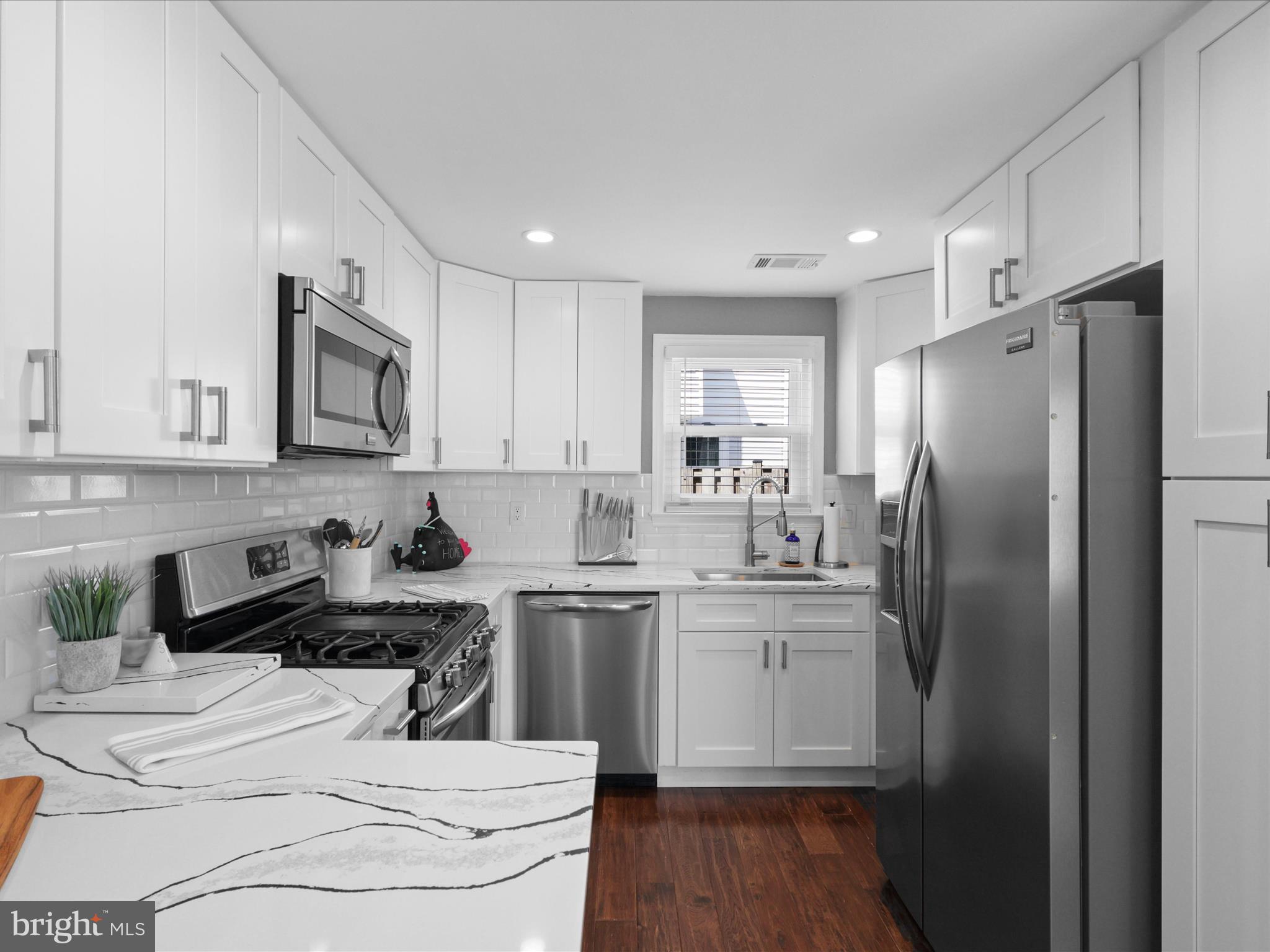 KINGSTOWNE - Residential