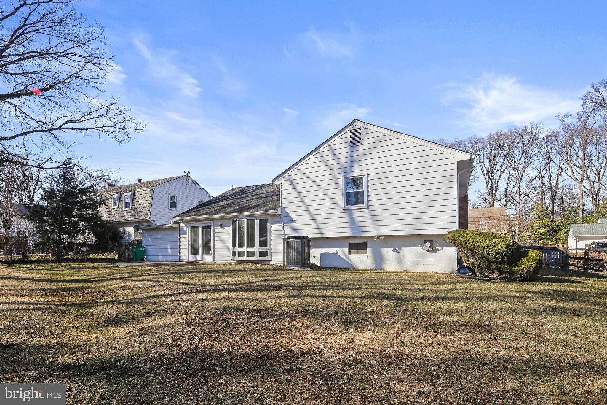 BOND MILL PARK - Residential