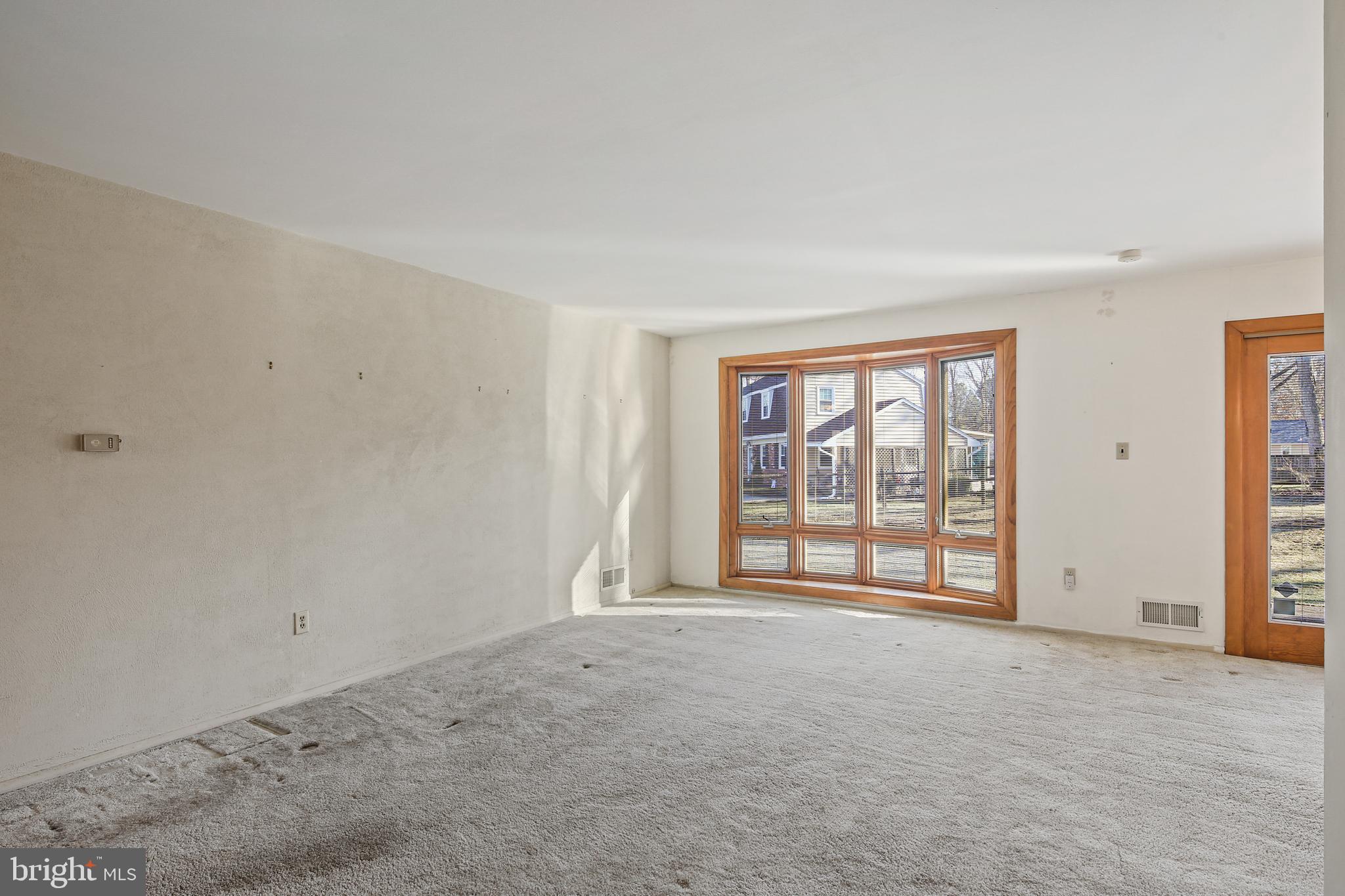 BOND MILL PARK - Residential