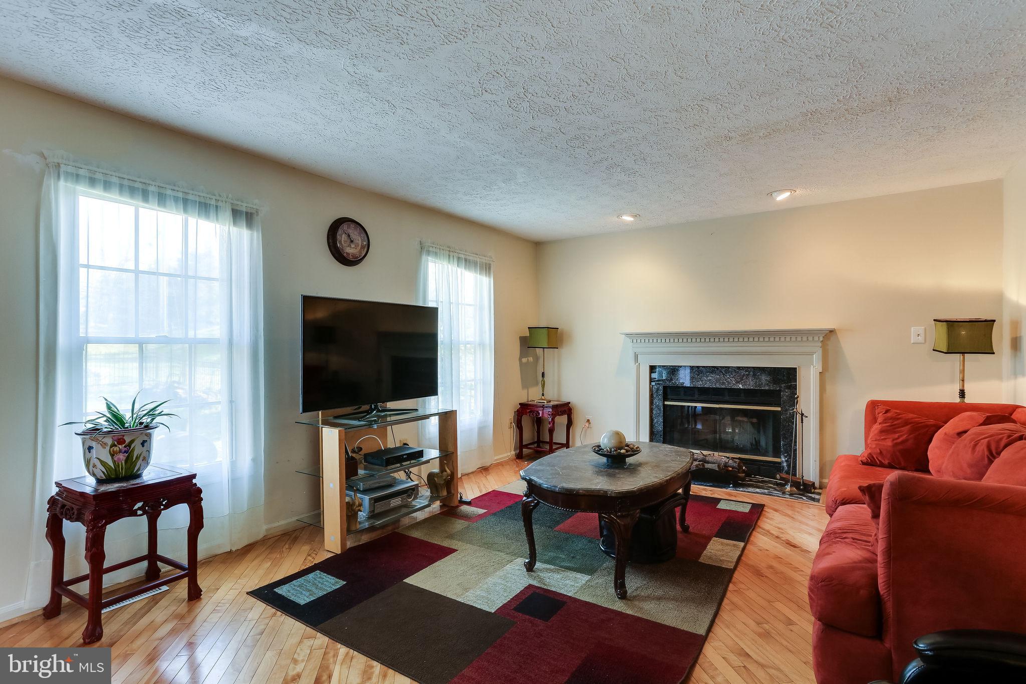 GOLDEN BELL - Residential