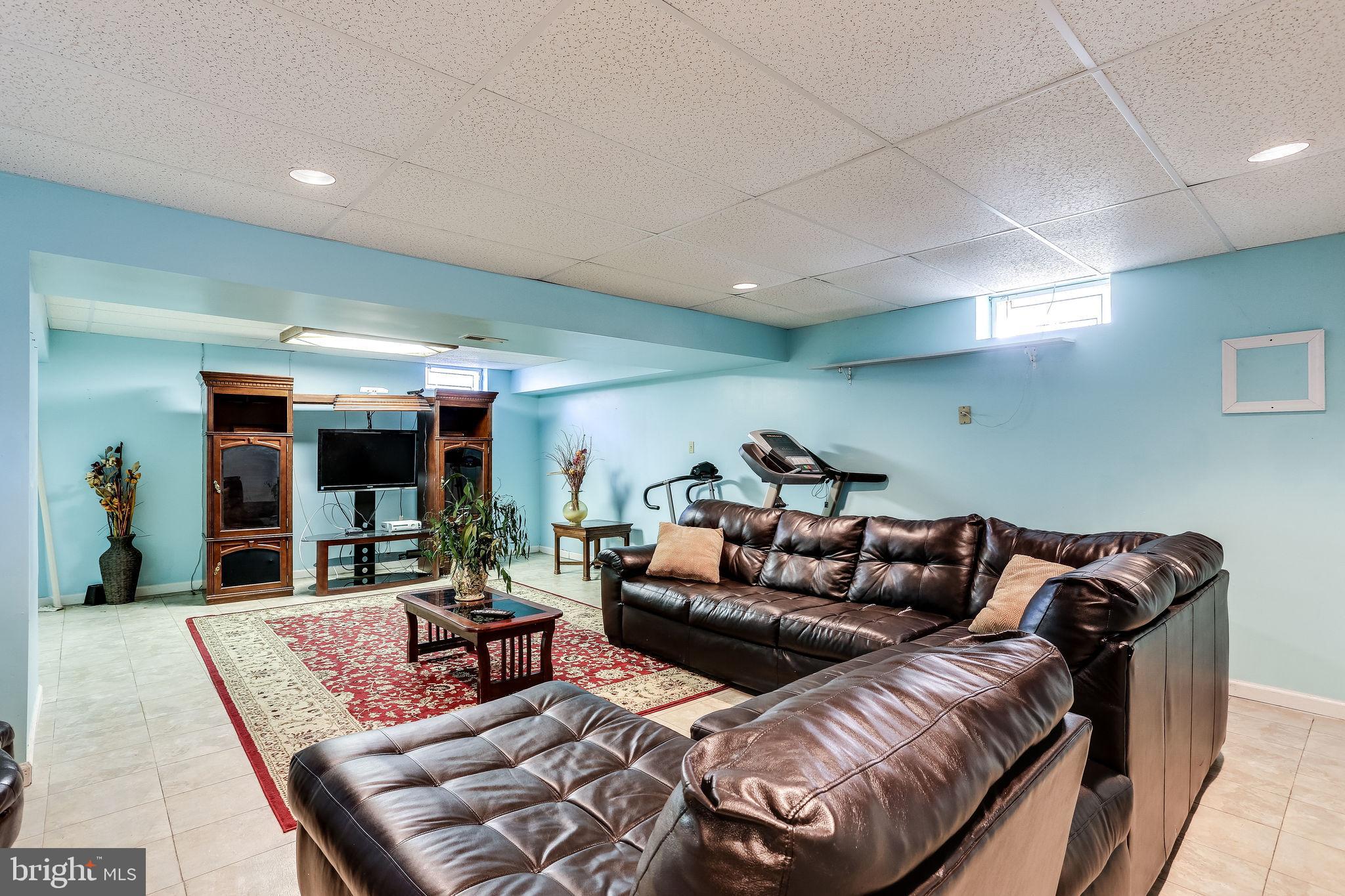 GOLDEN BELL - Residential