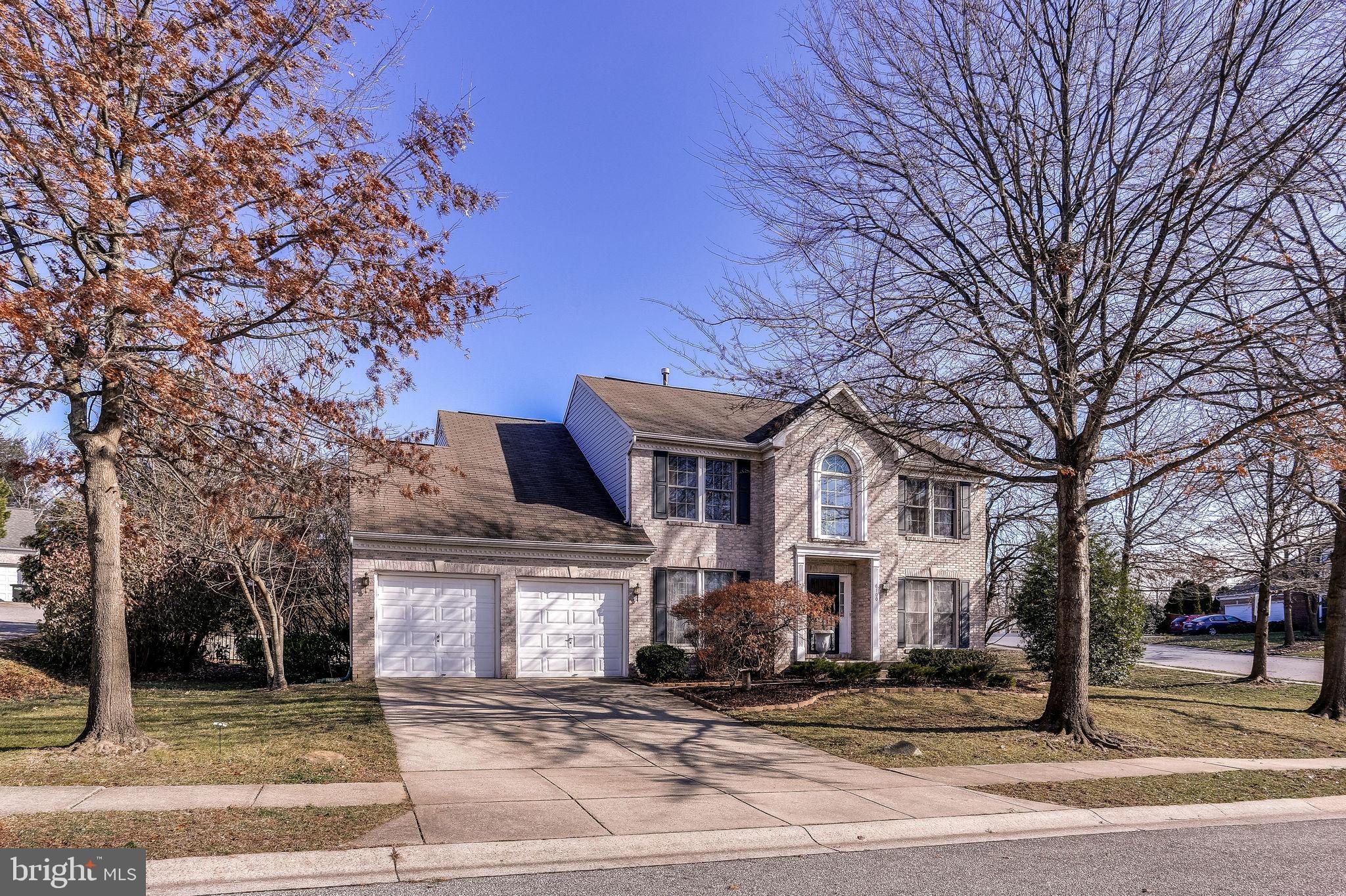 GOLDEN BELL - Residential