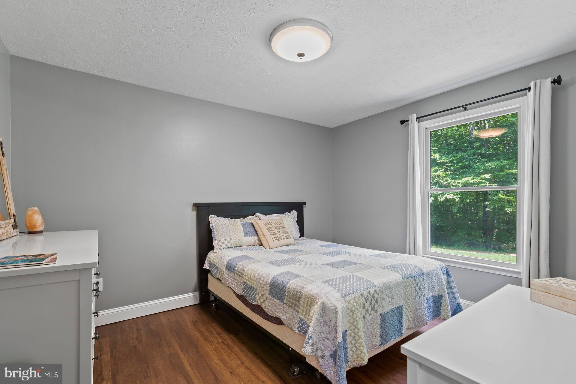 FOX RUN FARMSTEADS - Residential