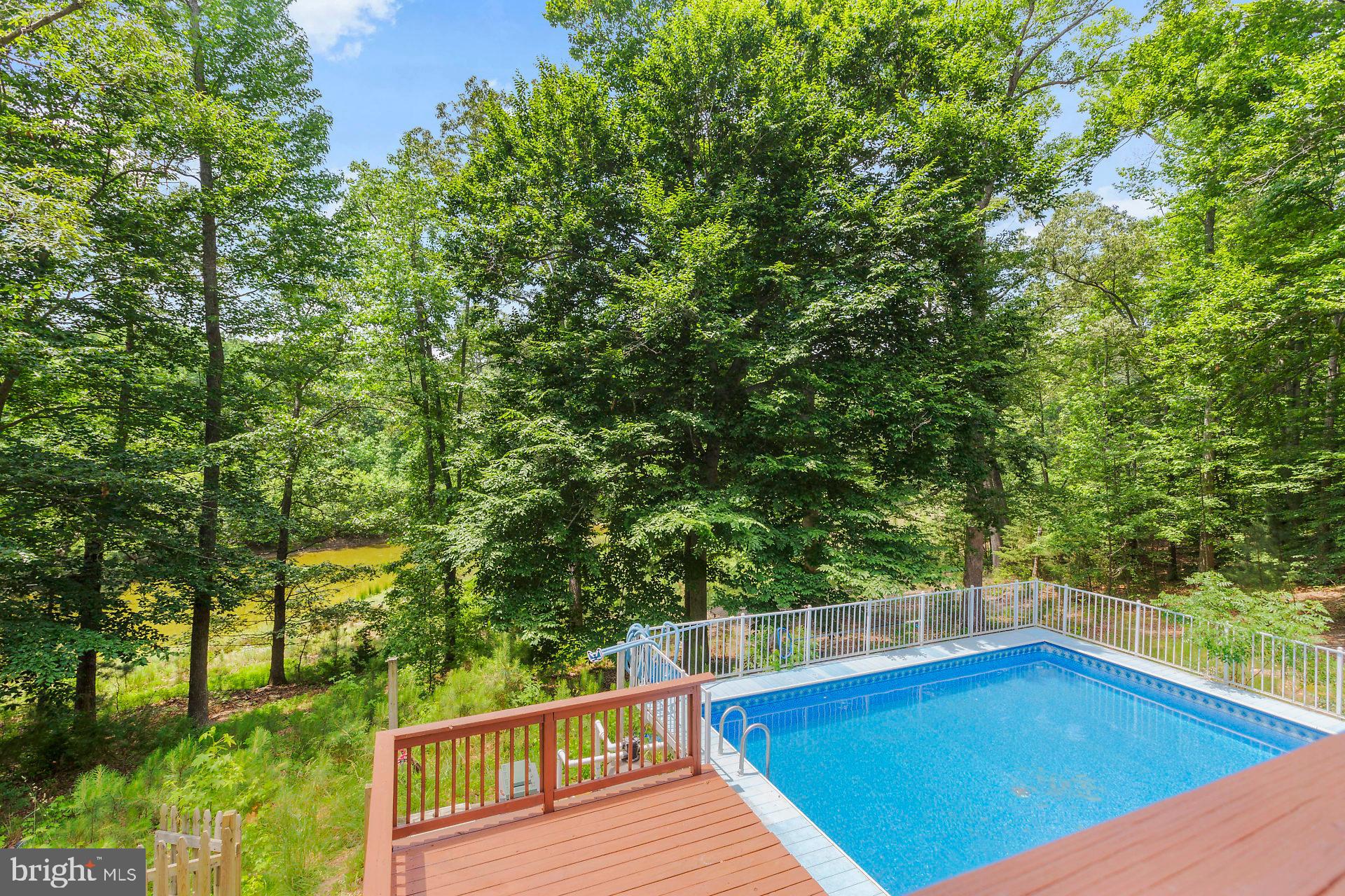 FOX RUN FARMSTEADS - Residential