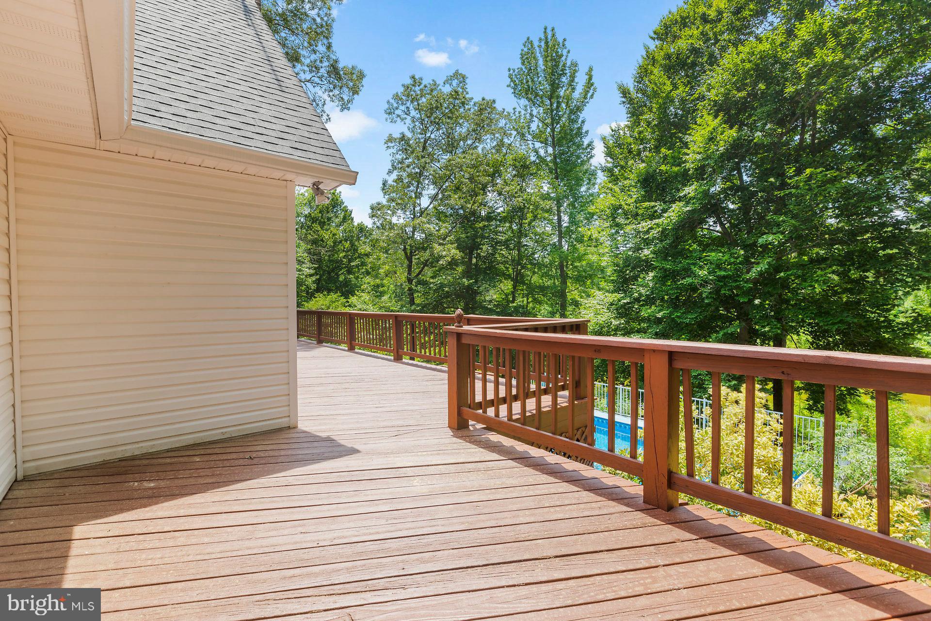 FOX RUN FARMSTEADS - Residential