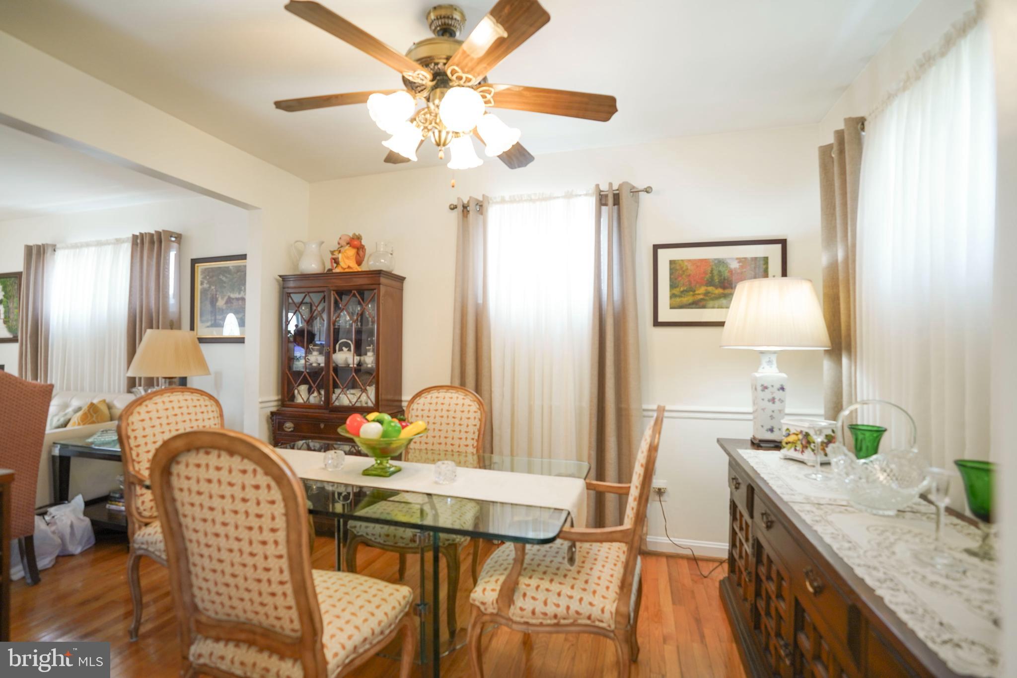 WHEATON WOODS - Residential