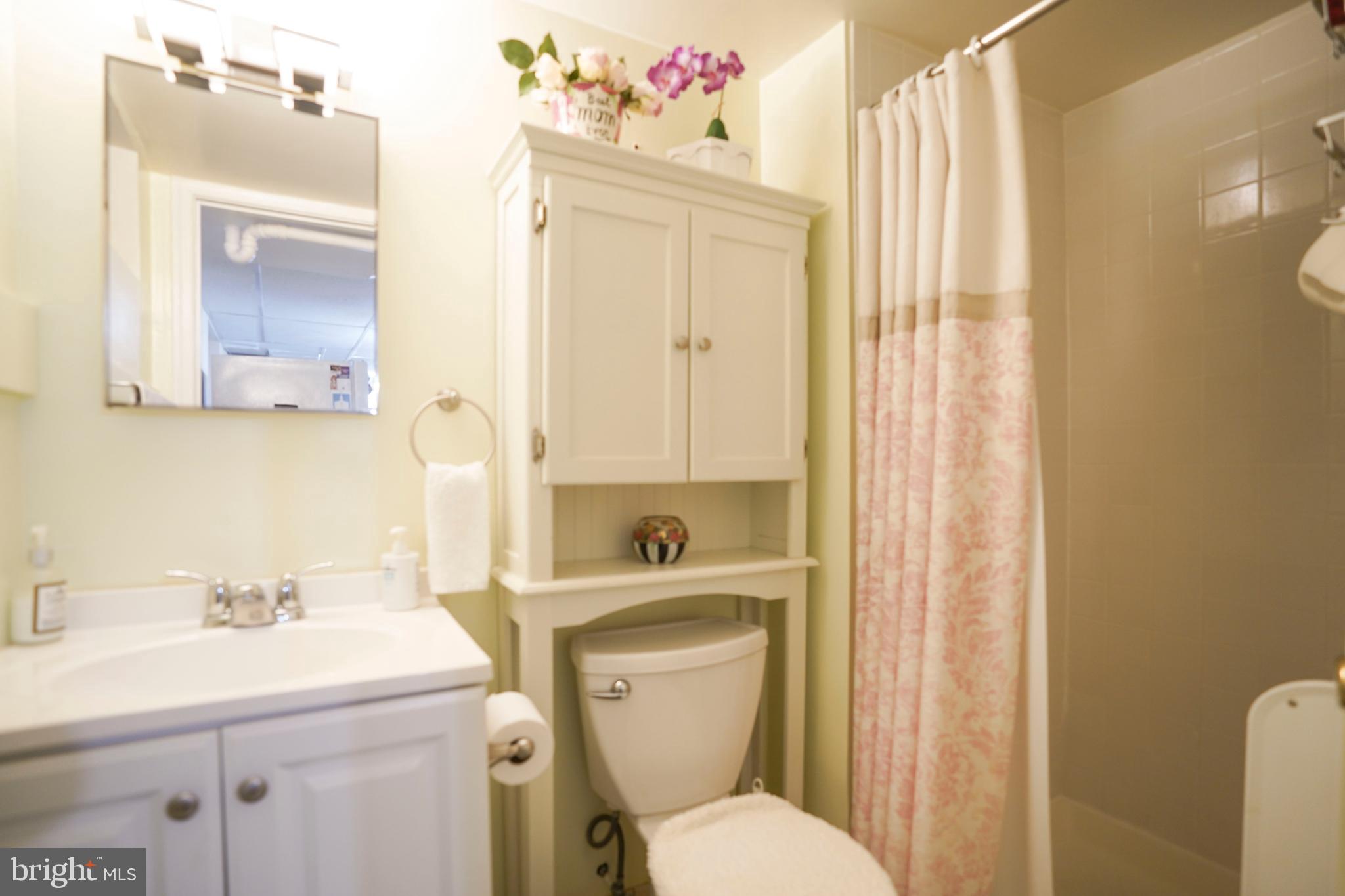 WHEATON WOODS - Residential