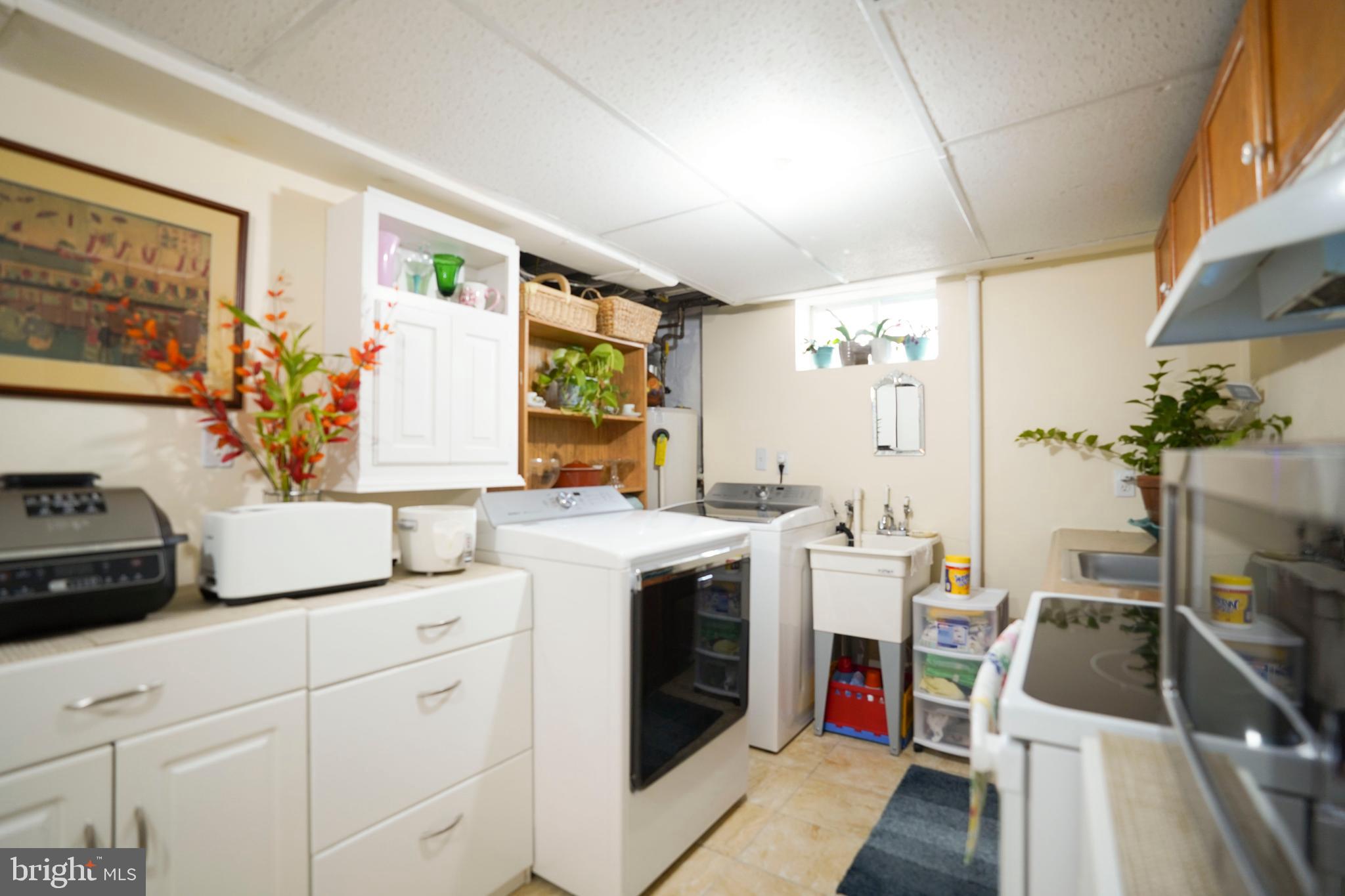 WHEATON WOODS - Residential