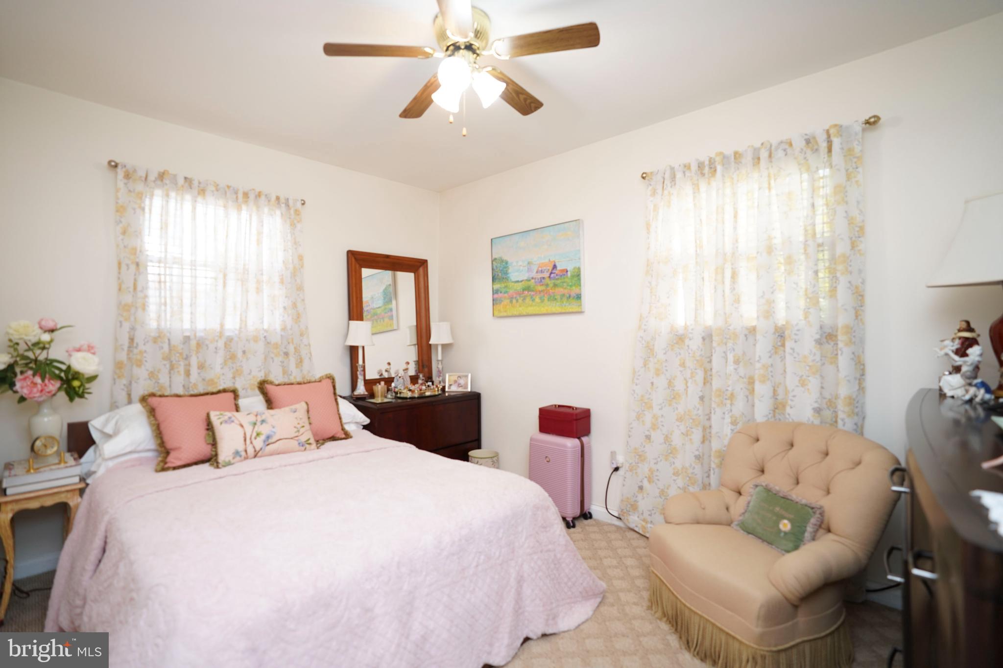 WHEATON WOODS - Residential