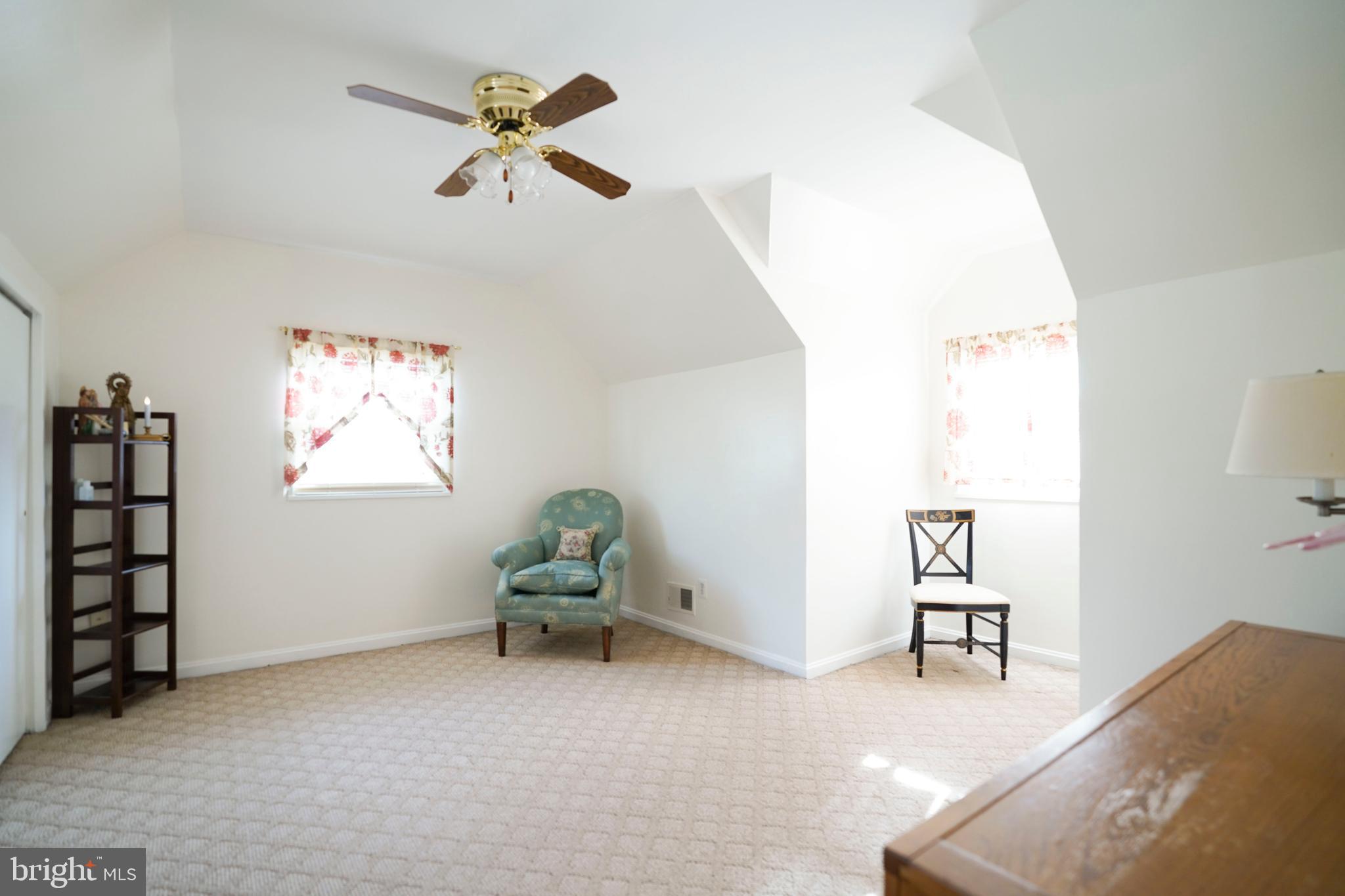 WHEATON WOODS - Residential