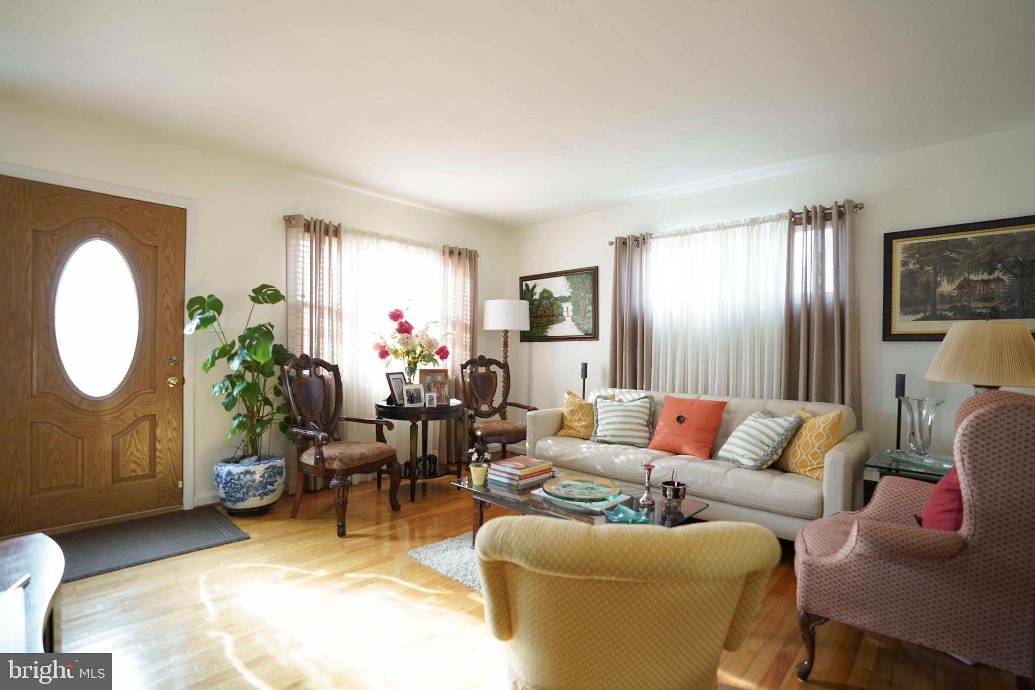 WHEATON WOODS - Residential