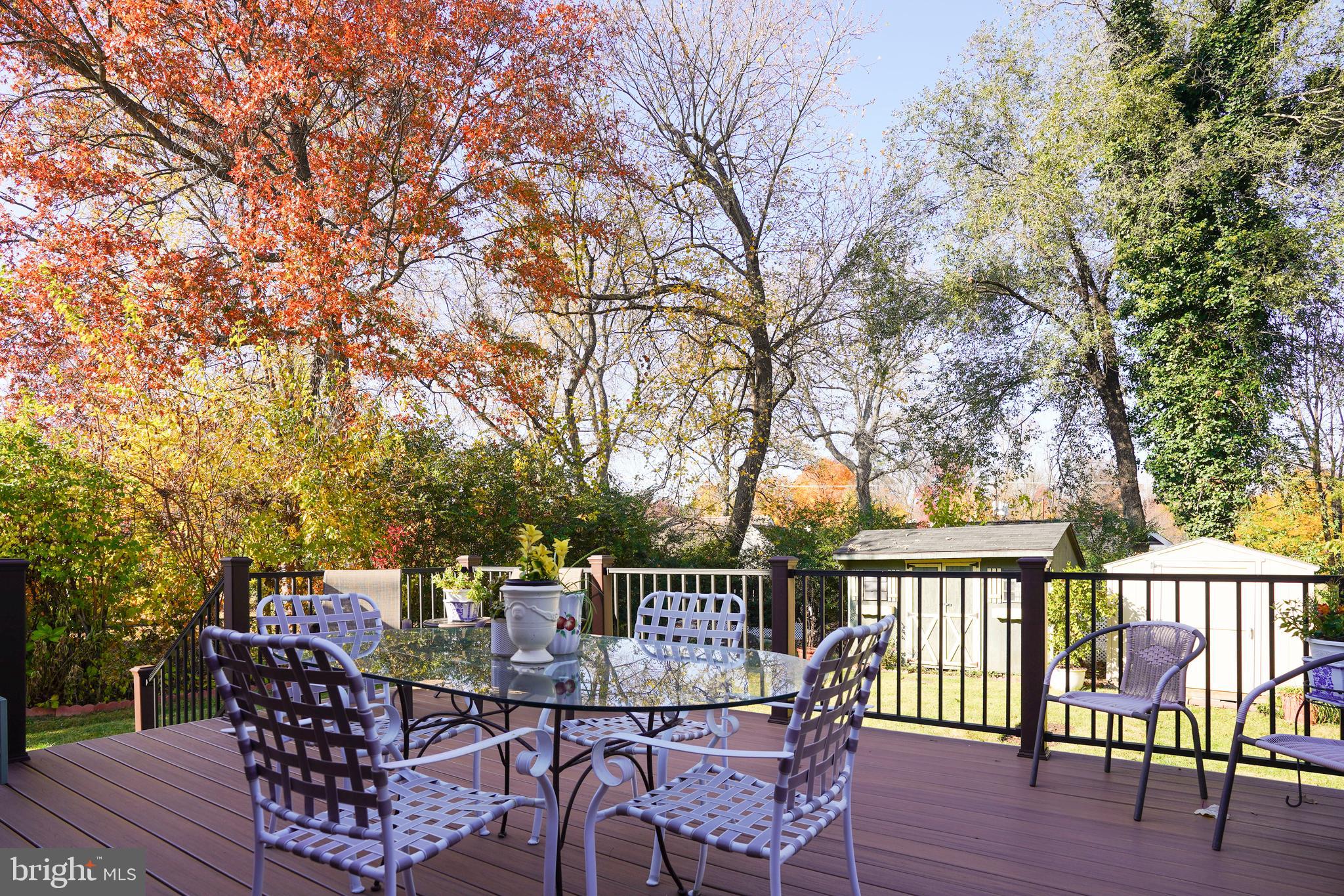 WHEATON WOODS - Residential