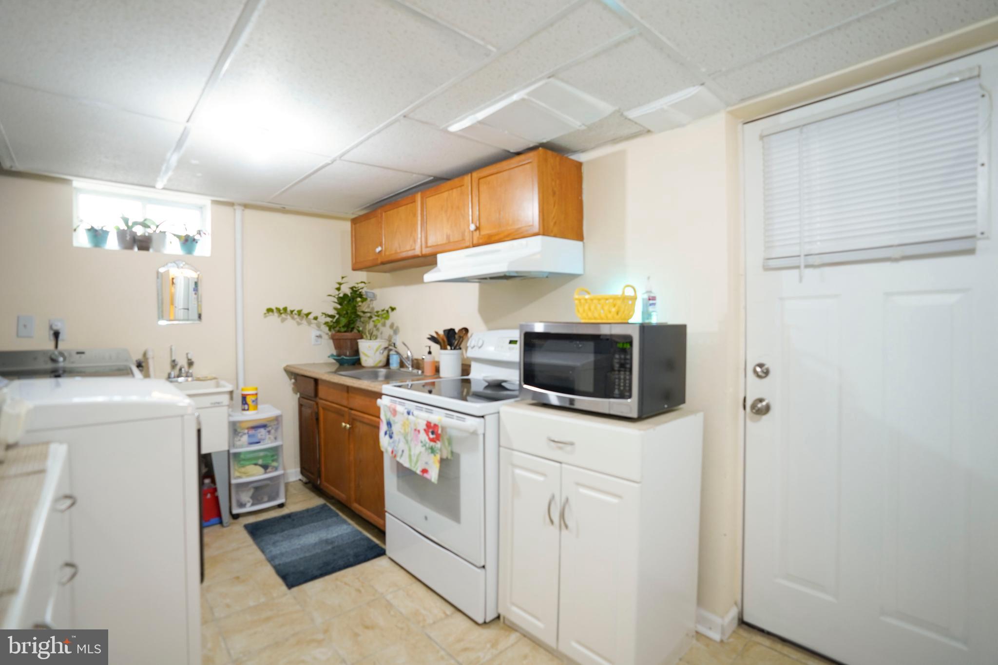 WHEATON WOODS - Residential