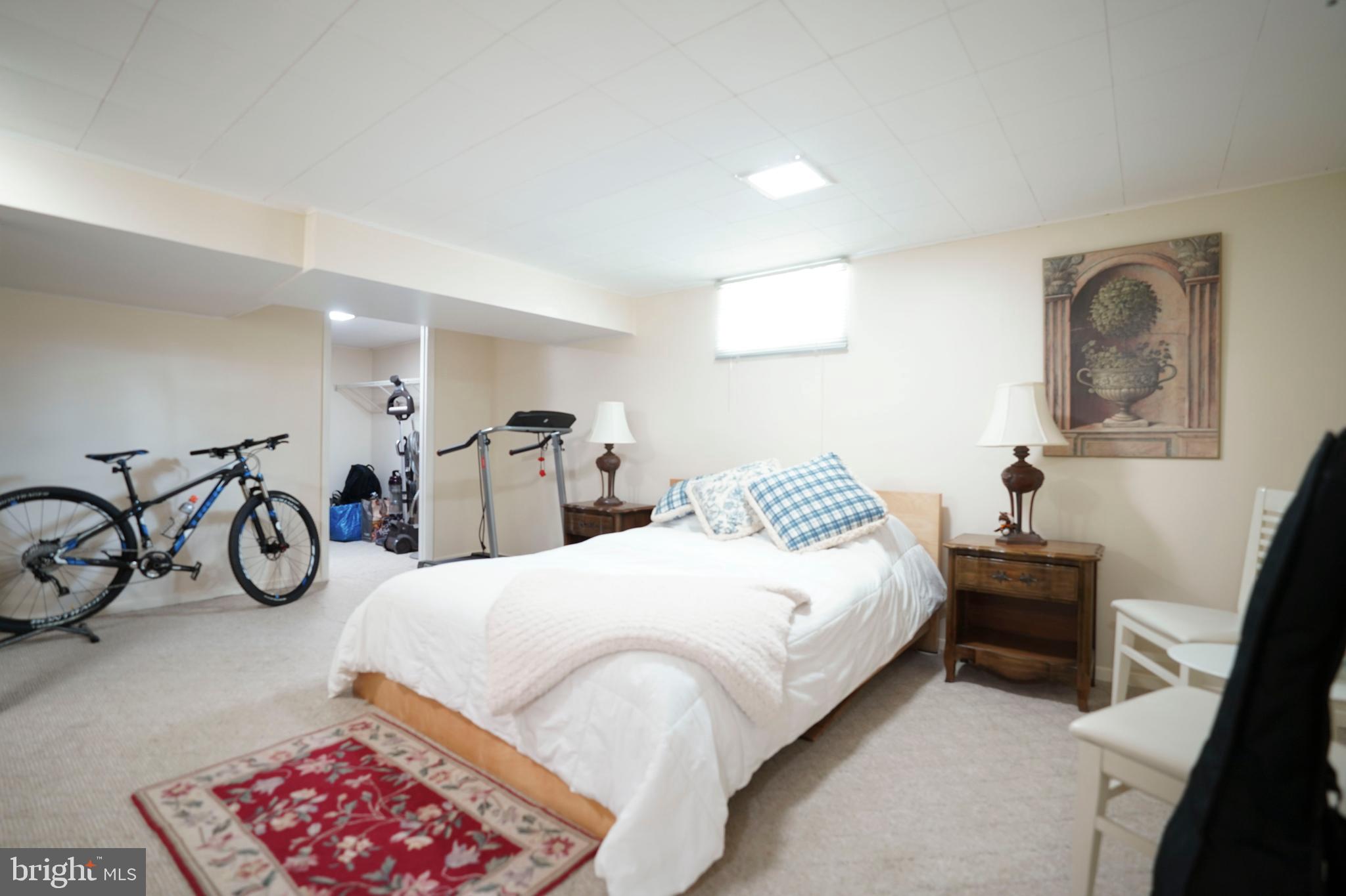 WHEATON WOODS - Residential