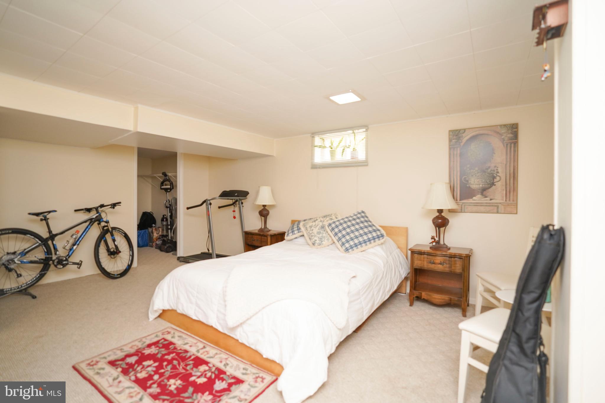 WHEATON WOODS - Residential