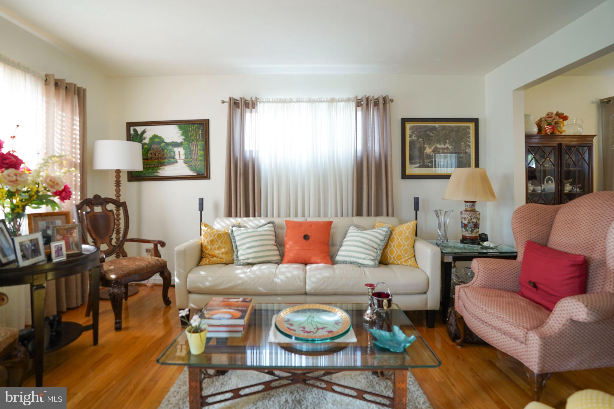 WHEATON WOODS - Residential