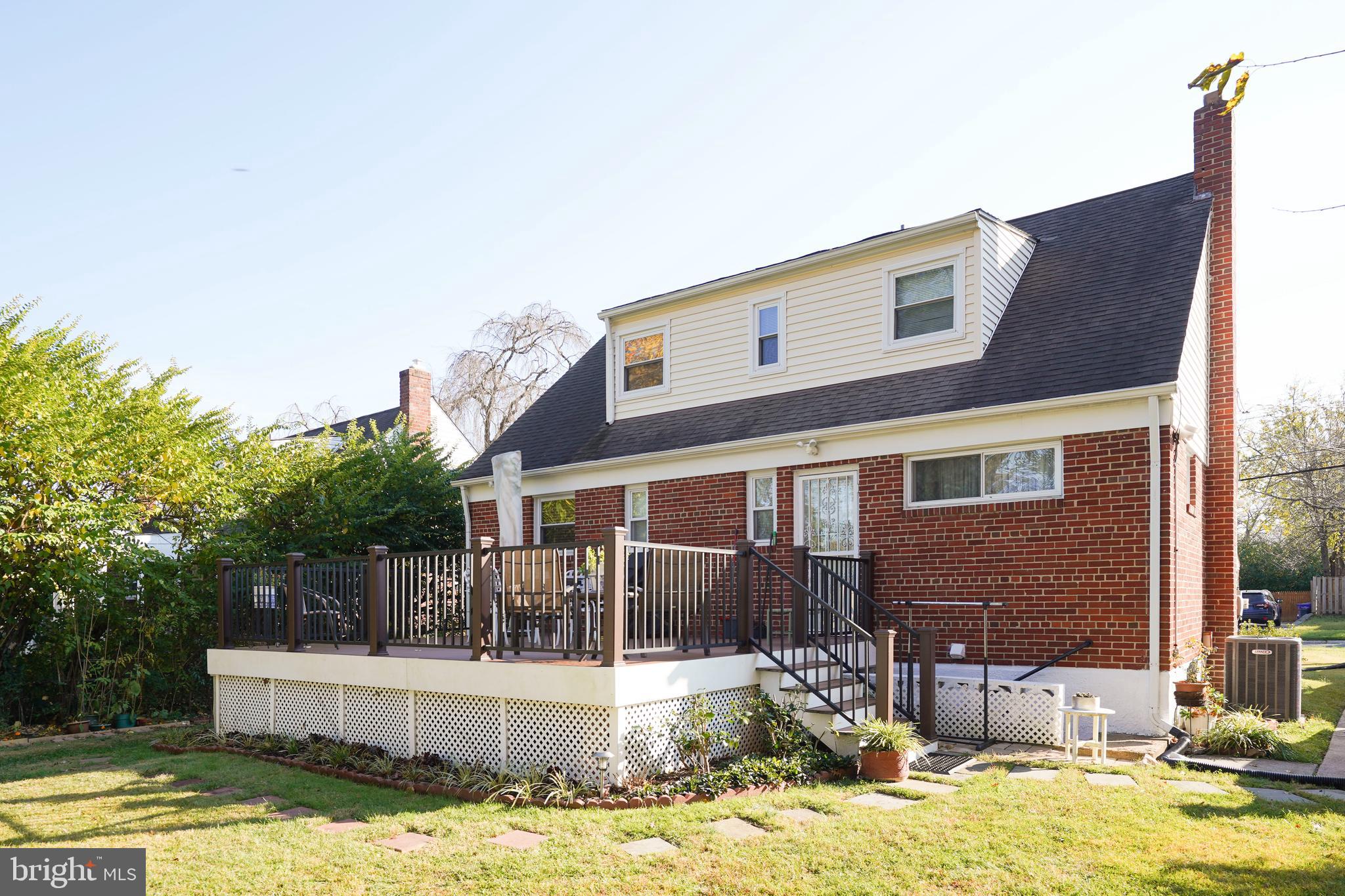 WHEATON WOODS - Residential