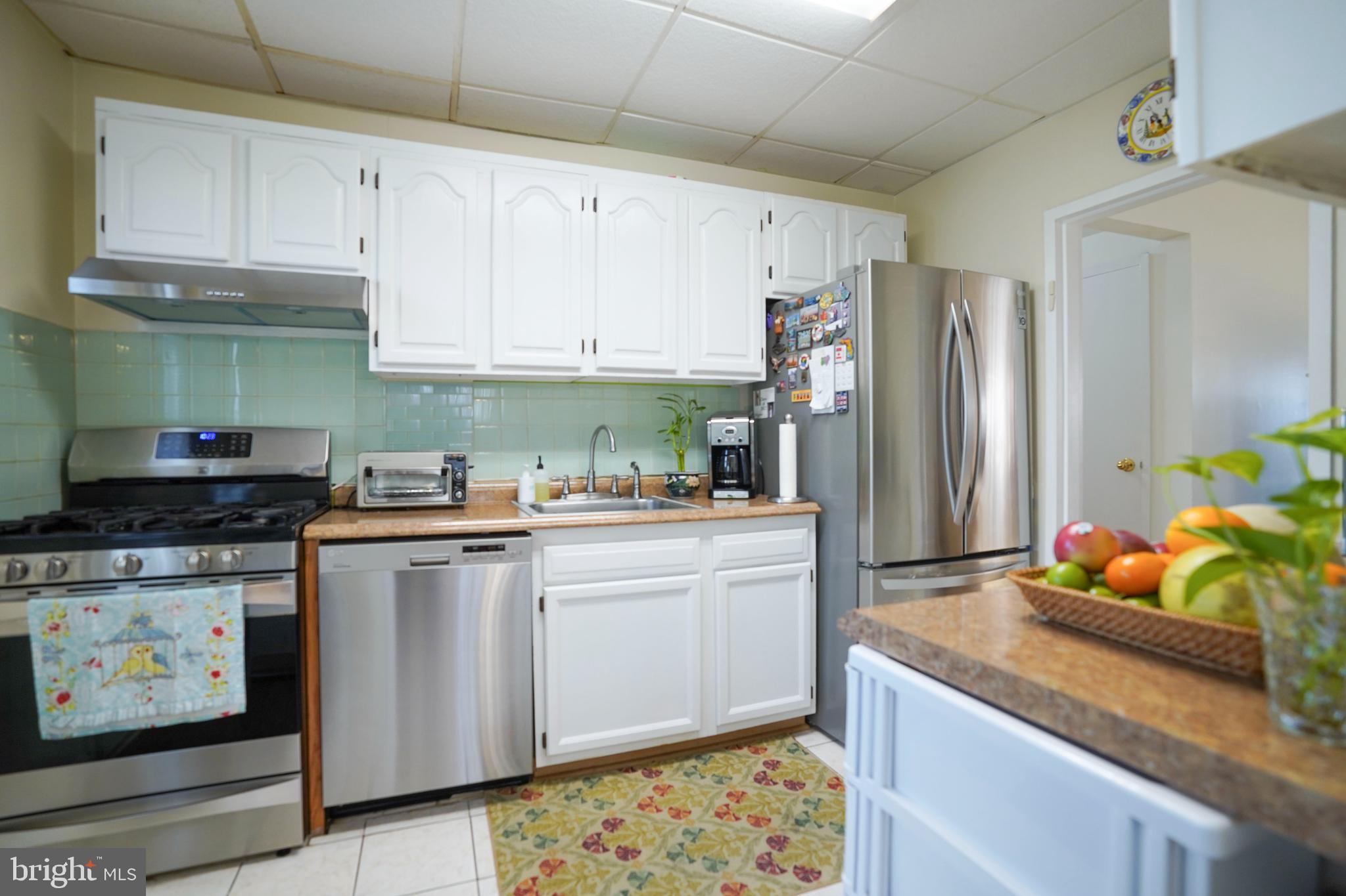 WHEATON WOODS - Residential