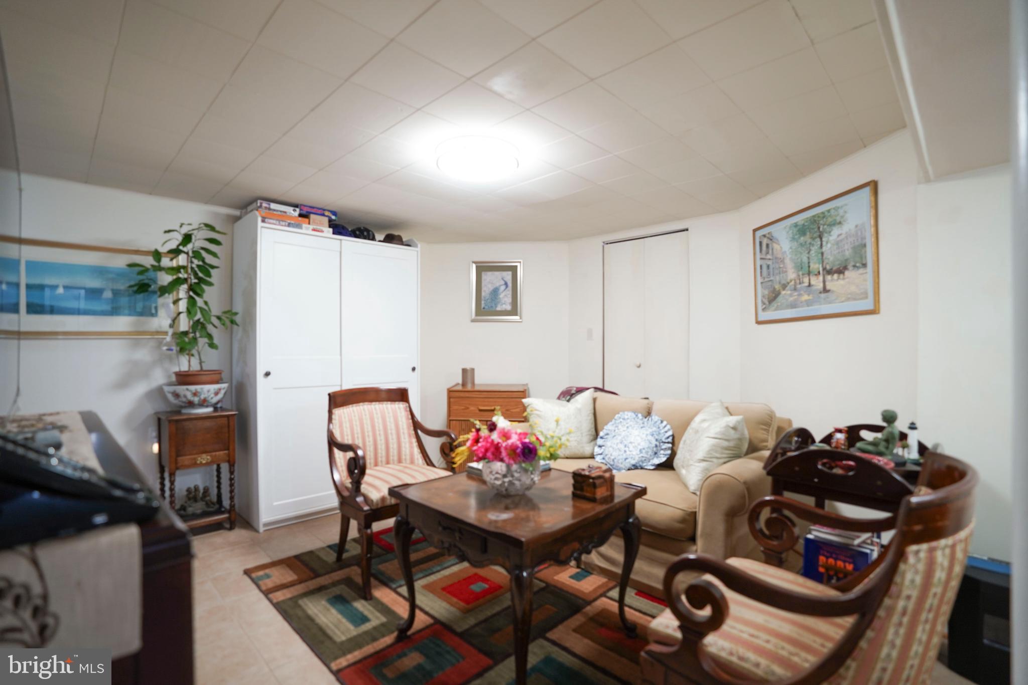 WHEATON WOODS - Residential