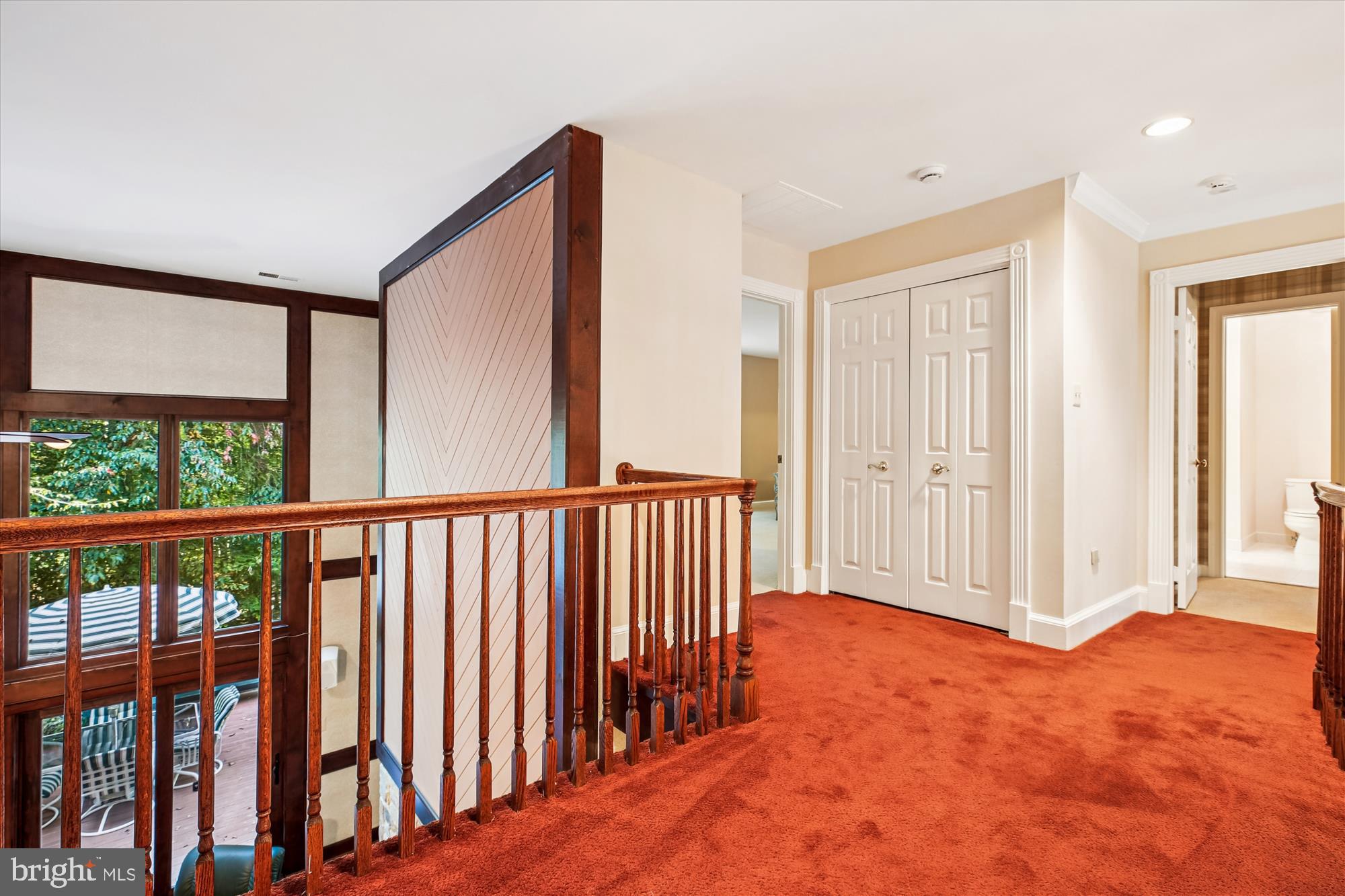 FALCONHURST - Residential