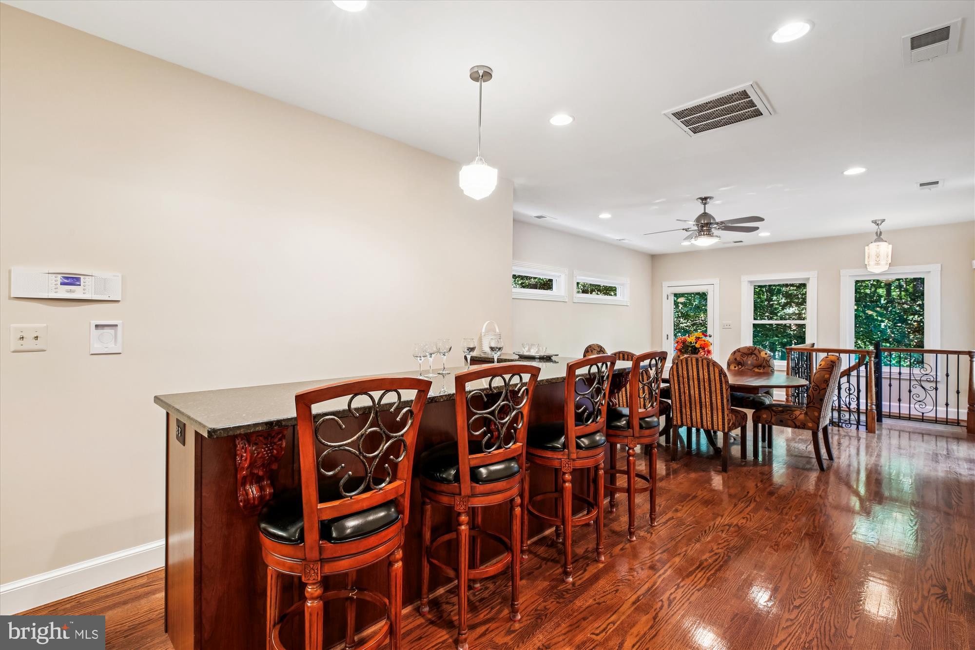 FALCONHURST - Residential