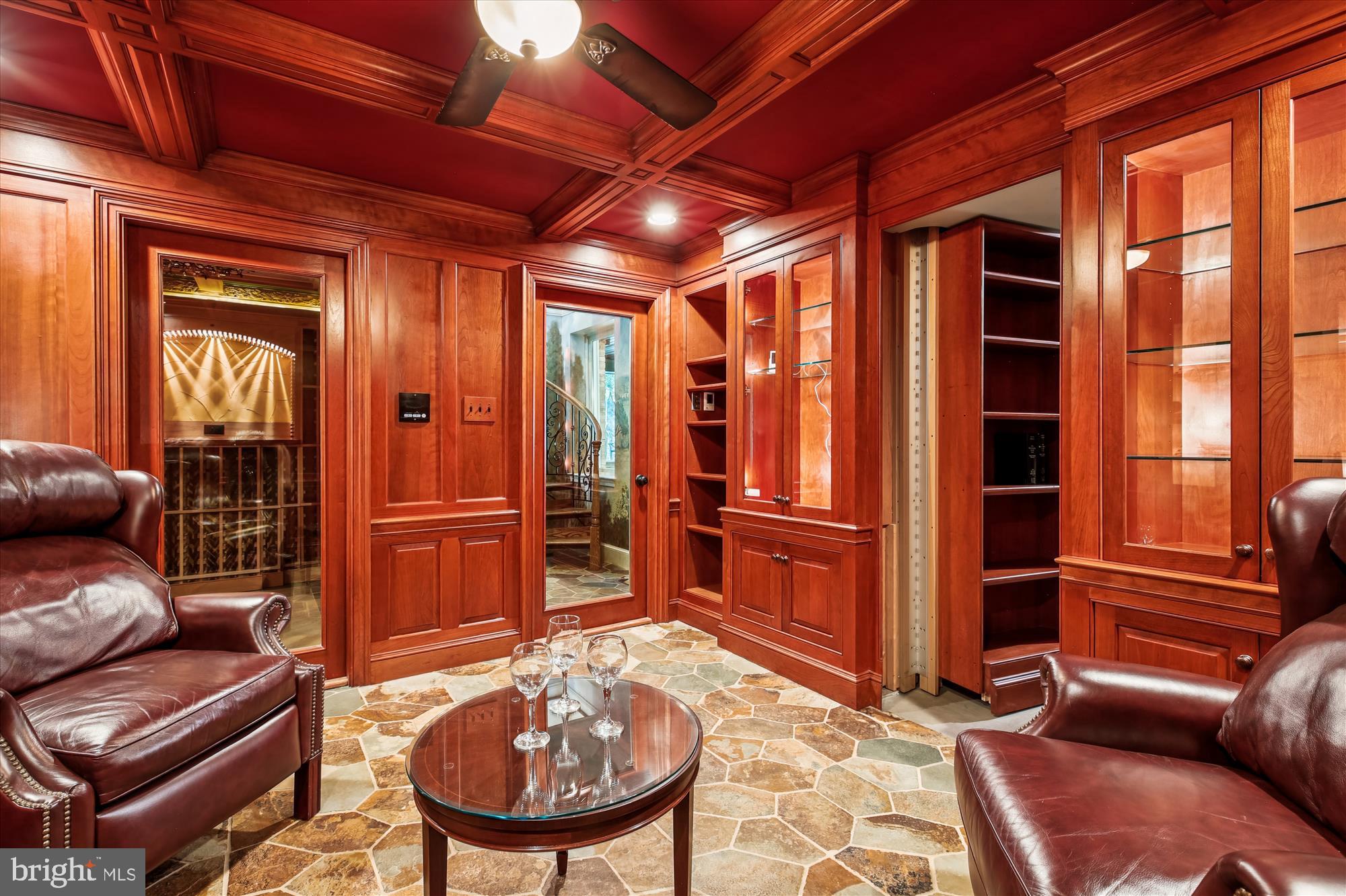 FALCONHURST - Residential