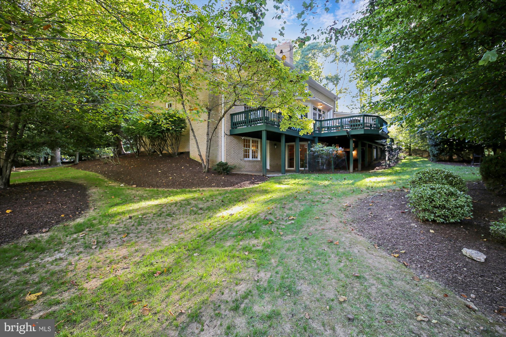 FALCONHURST - Residential