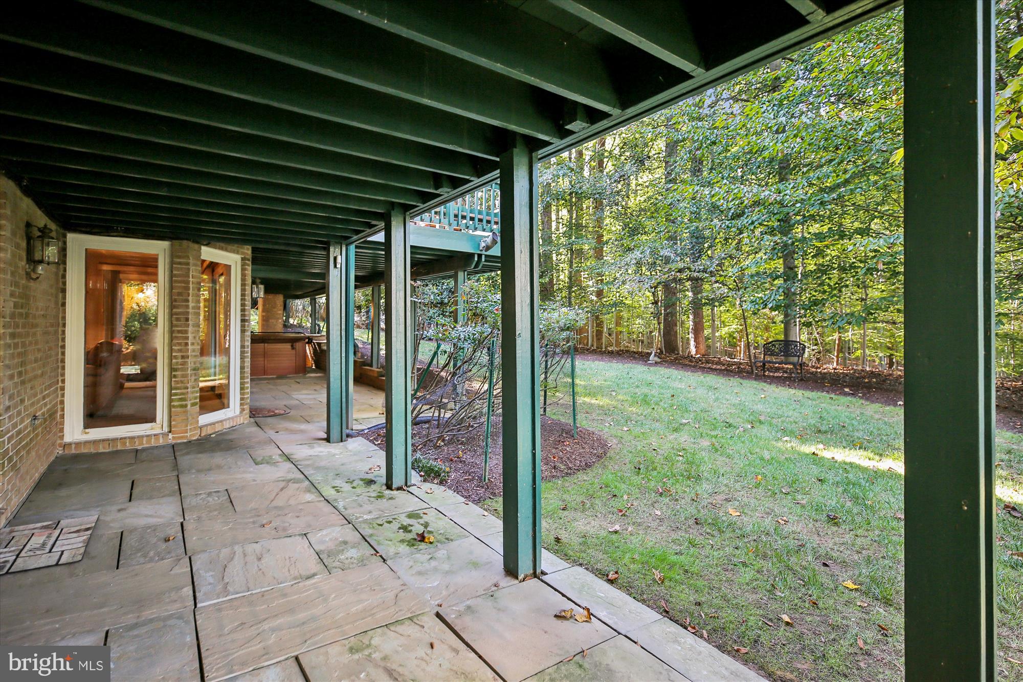 FALCONHURST - Residential