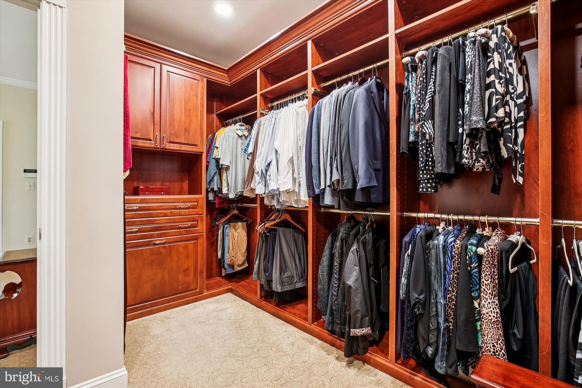 FALCONHURST - Residential