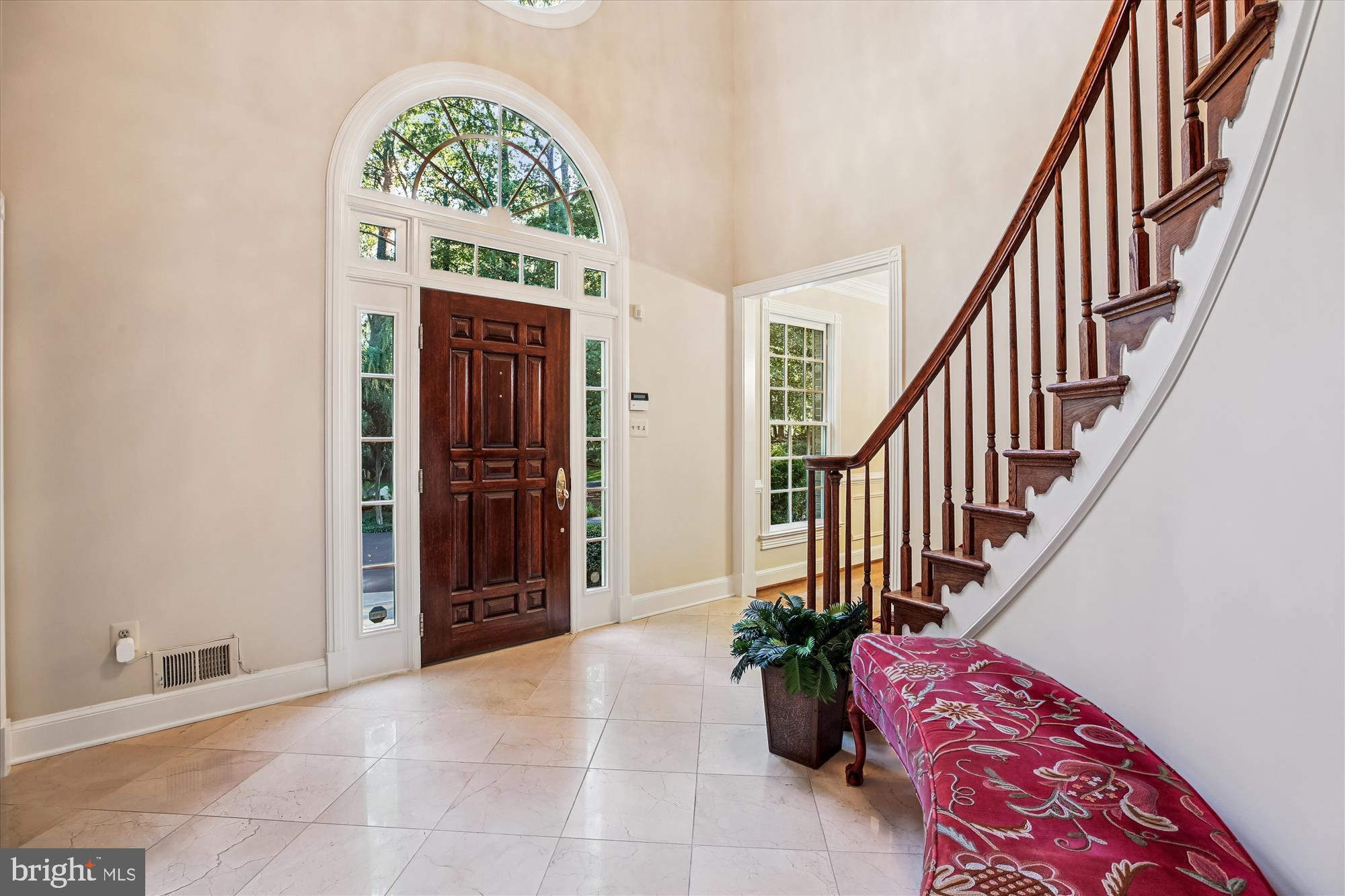 FALCONHURST - Residential