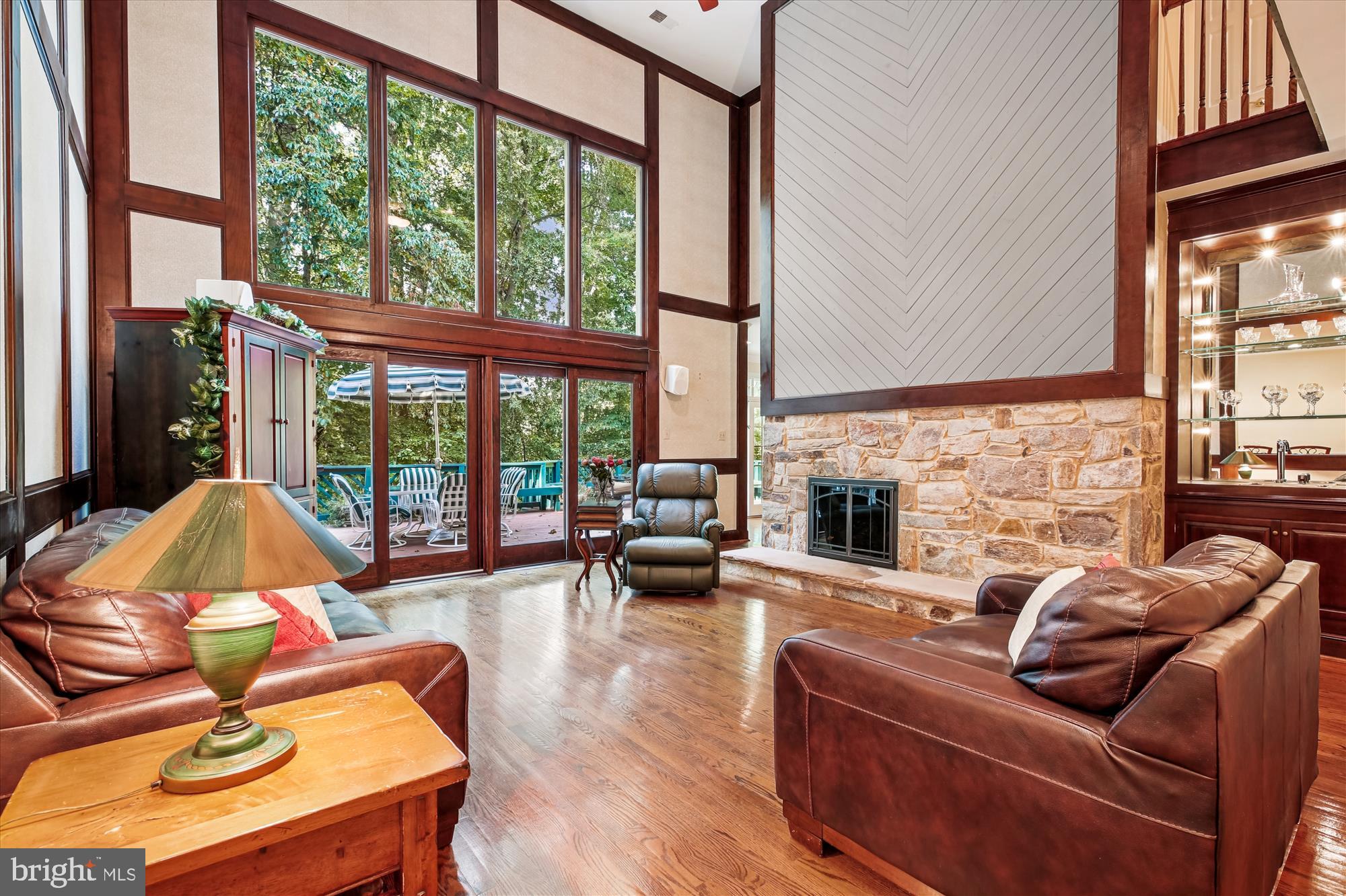 FALCONHURST - Residential