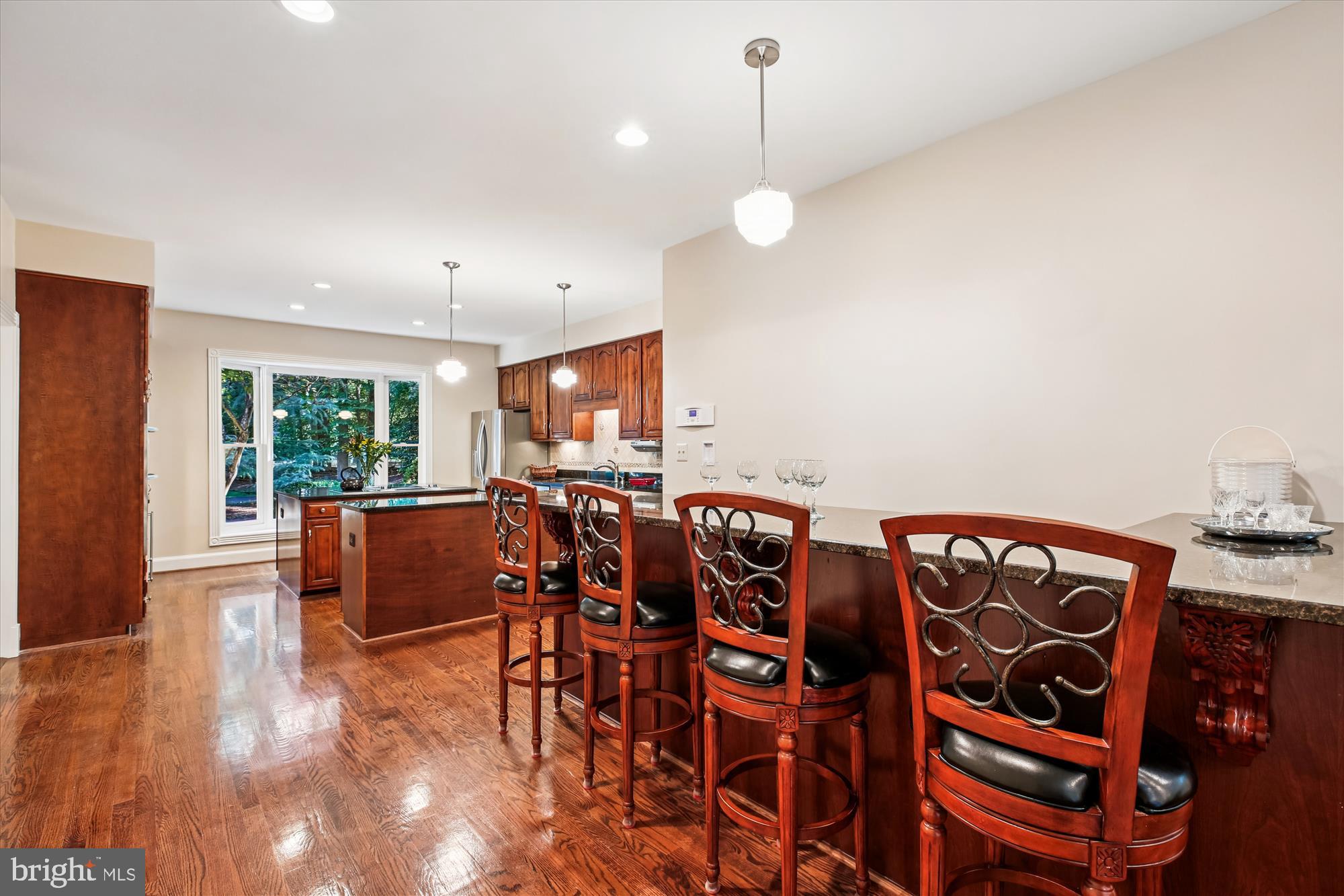 FALCONHURST - Residential