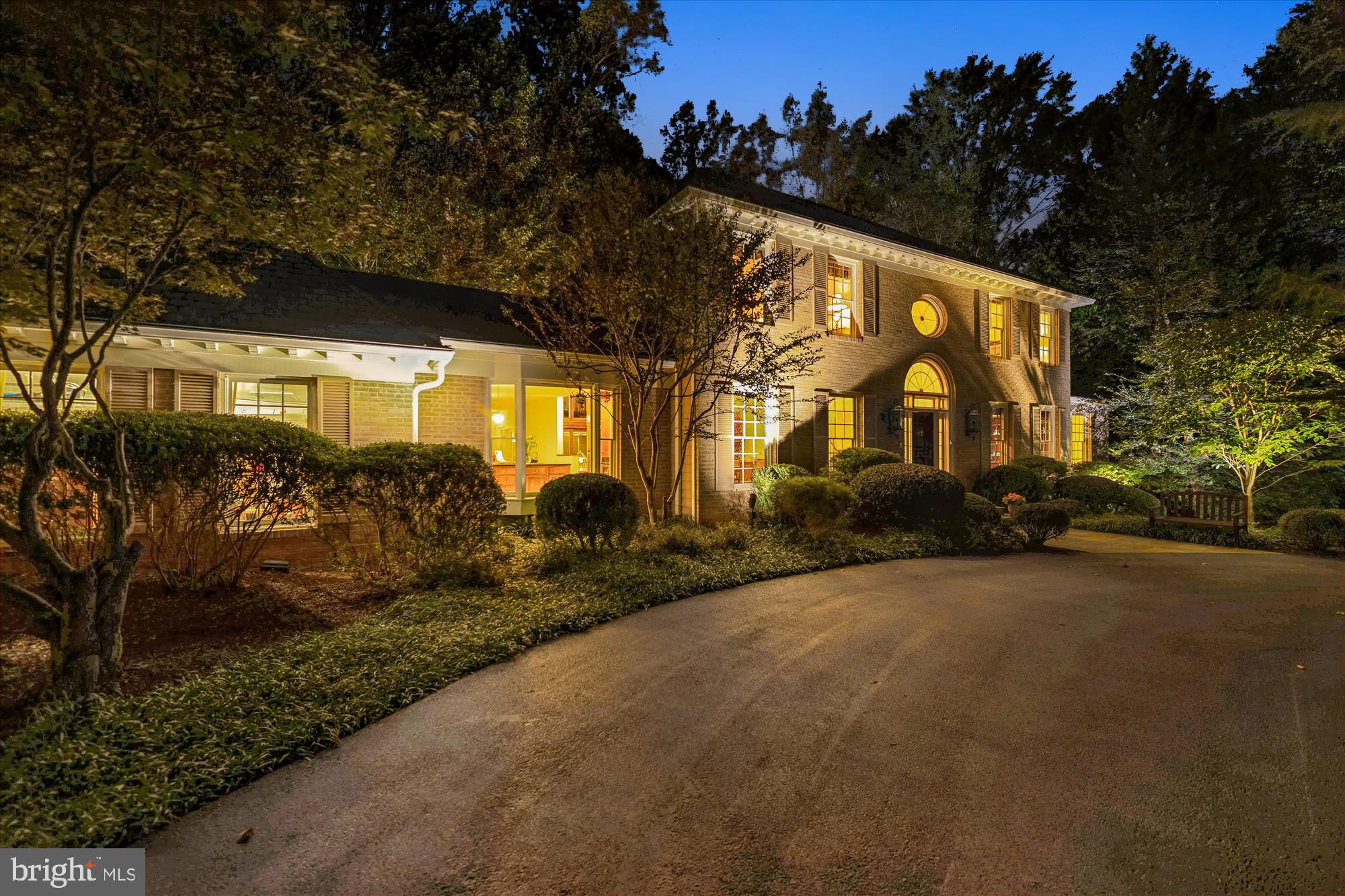 FALCONHURST - Residential