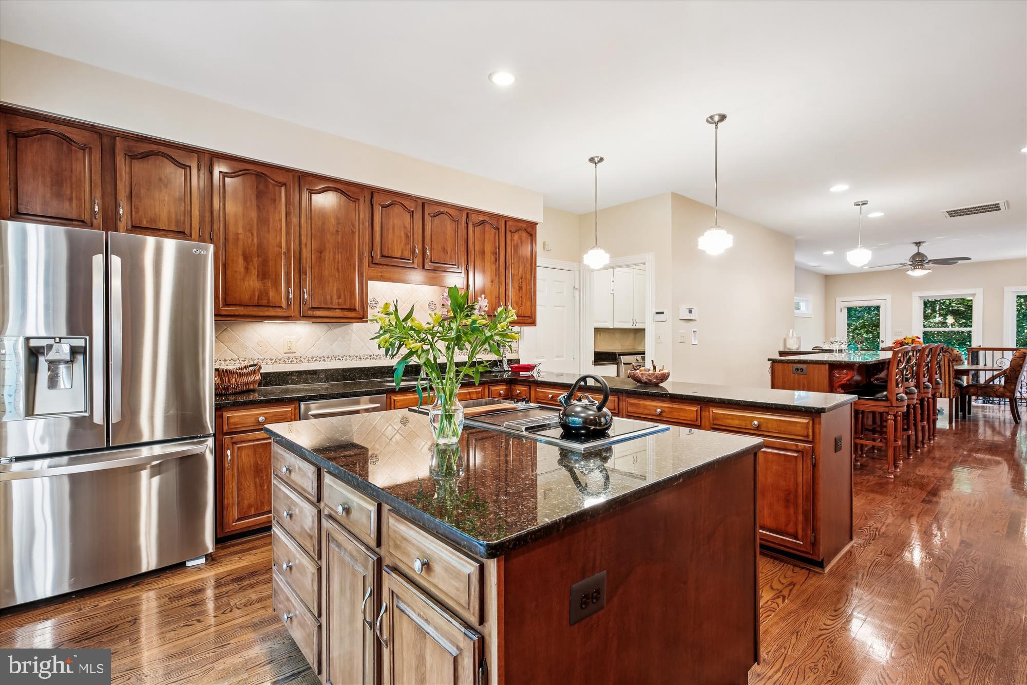 FALCONHURST - Residential