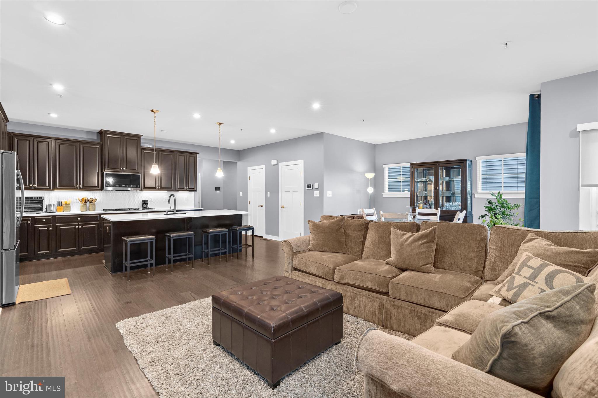 CABIN BRANCH - Residential