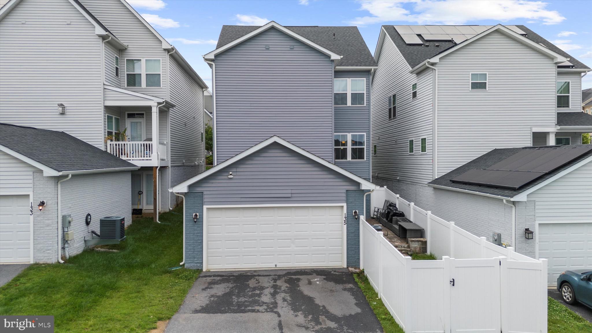 CABIN BRANCH - Residential