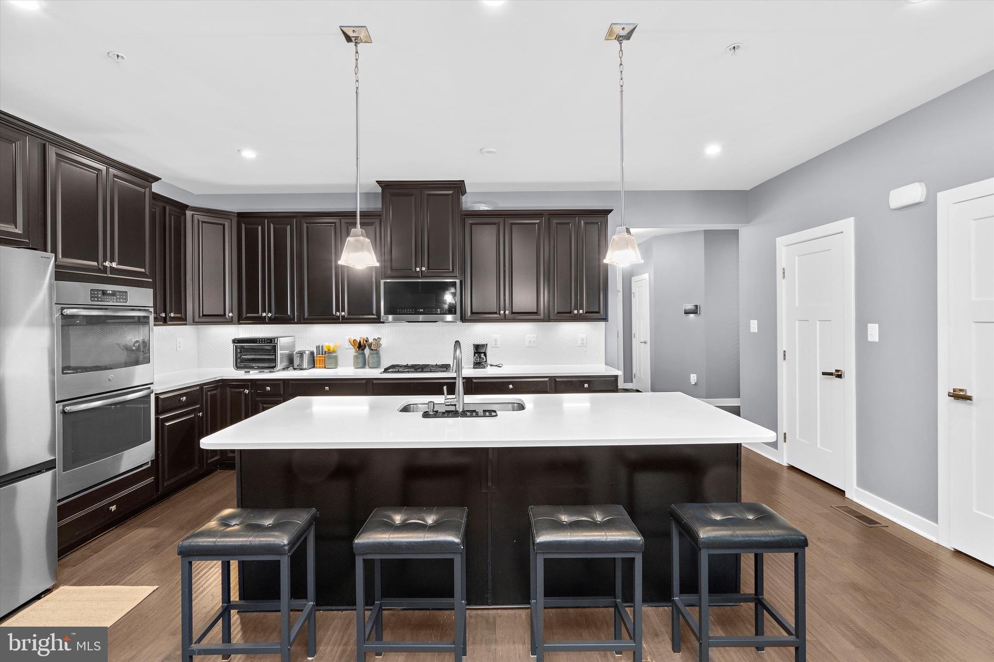 CABIN BRANCH - Residential