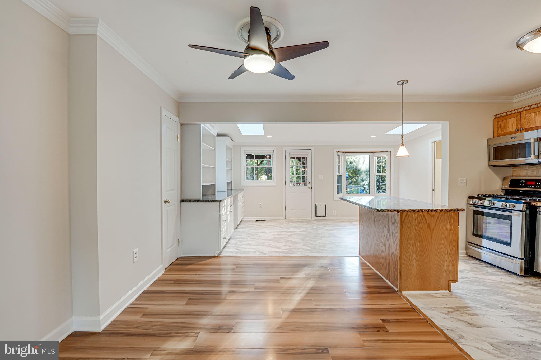 FAIRFAX HOMES - Residential