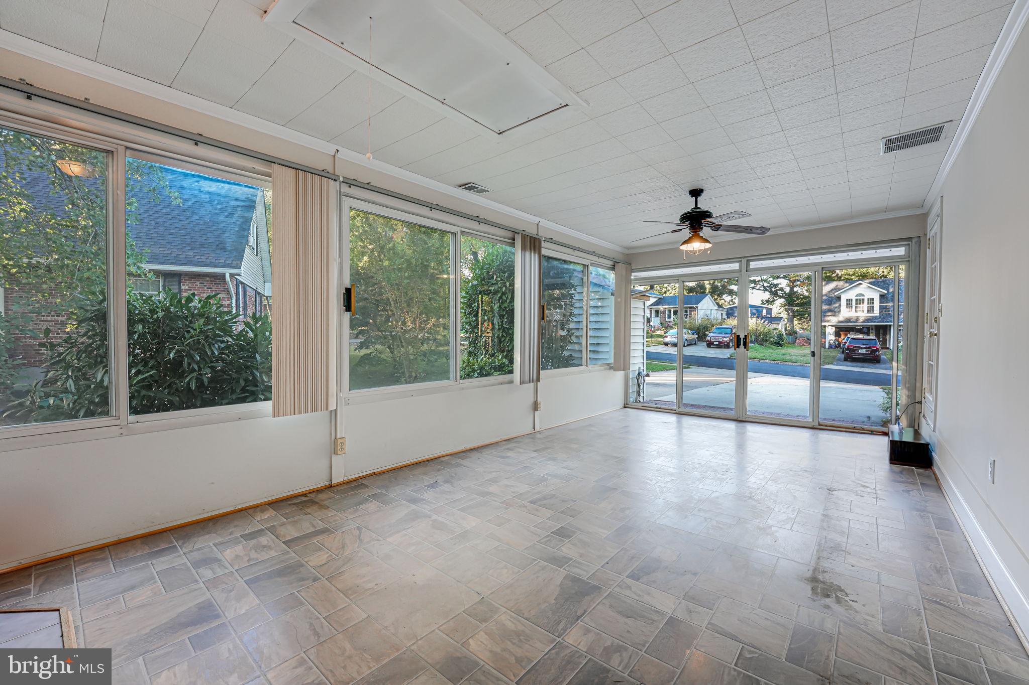 FAIRFAX HOMES - Residential