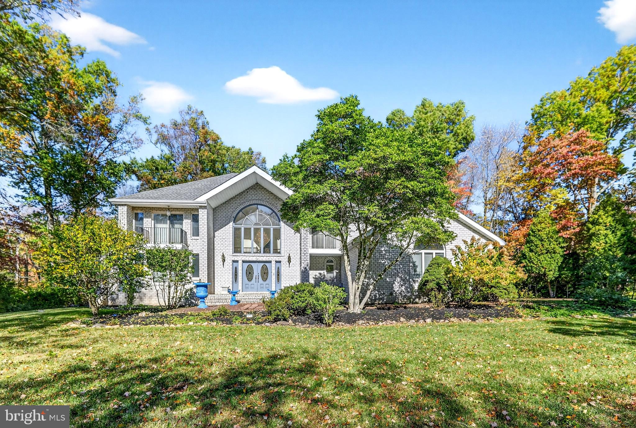 16 BENEDEK ROAD