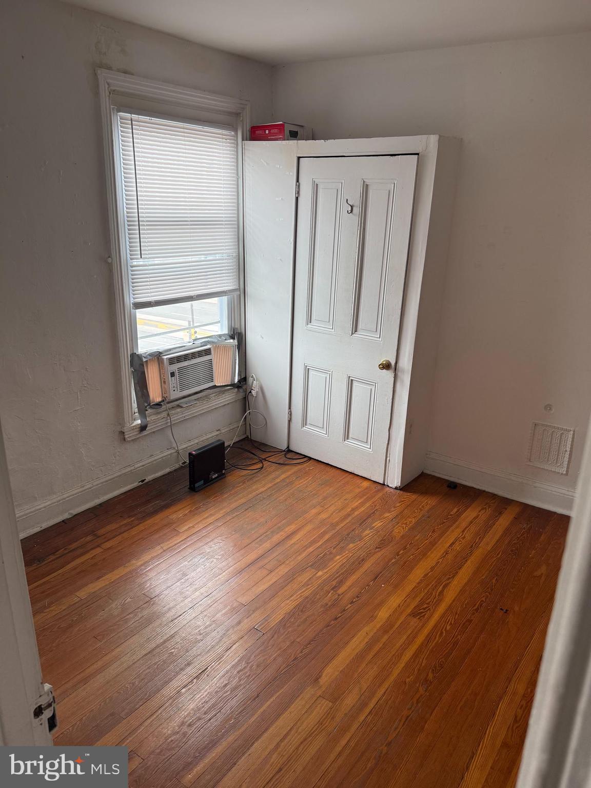 534 W GIRARD AVENUE 36 2