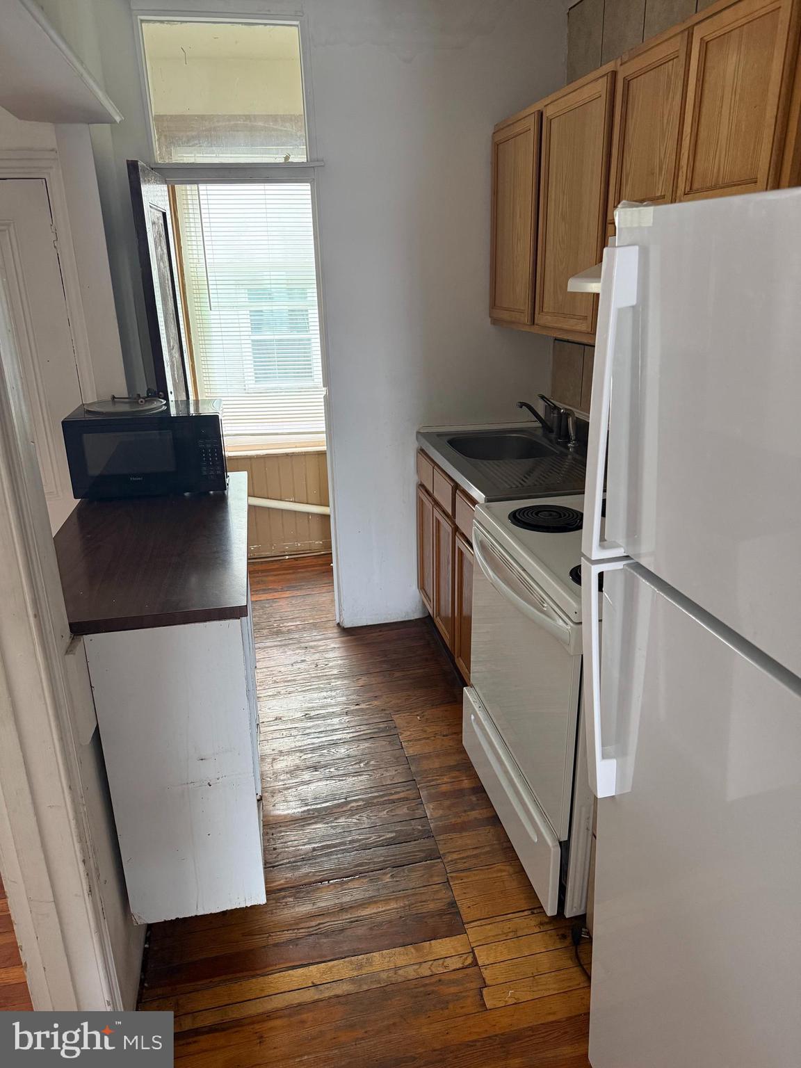 534 W GIRARD AVENUE 36 2