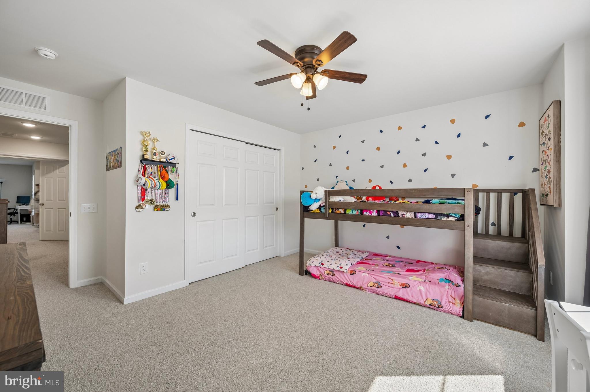 GWYNEDD PARK - Residential